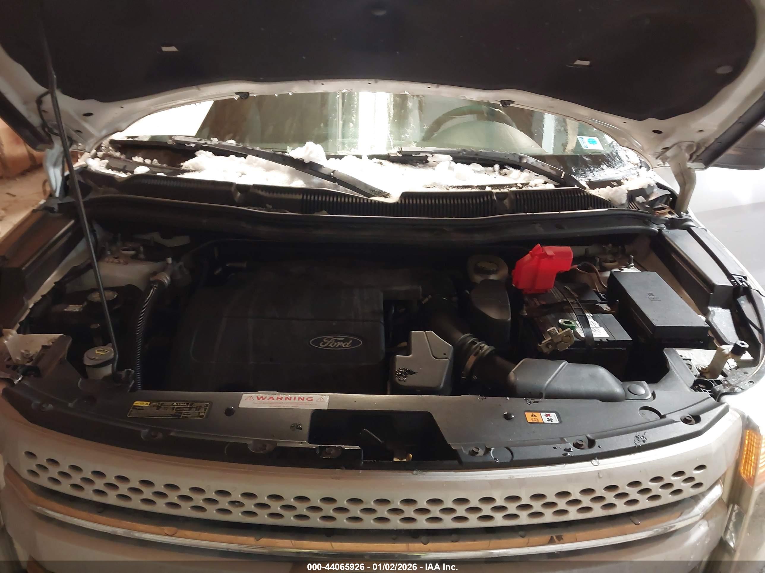 FORD EXPLORER image 10
