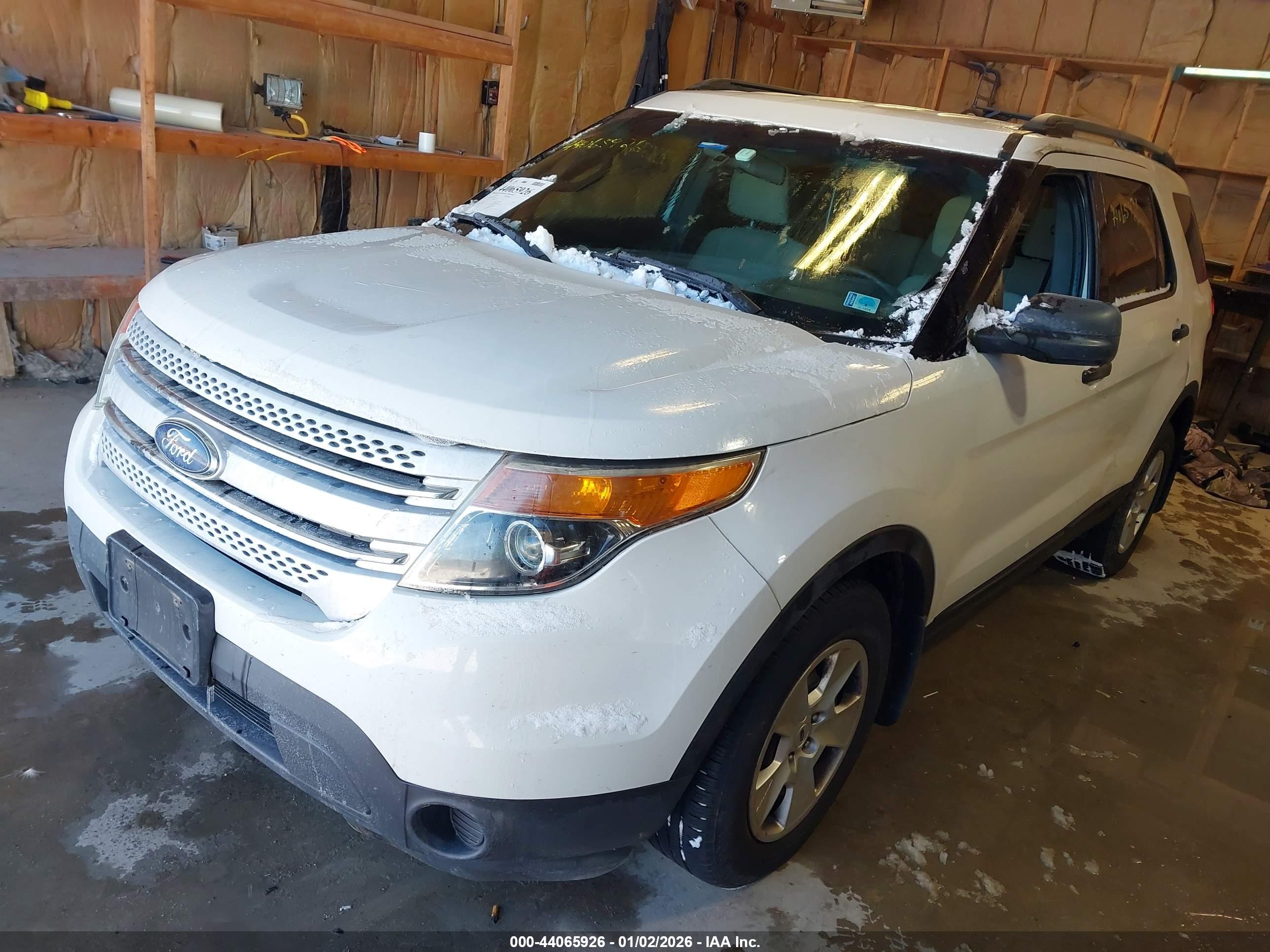 FORD EXPLORER image 2
