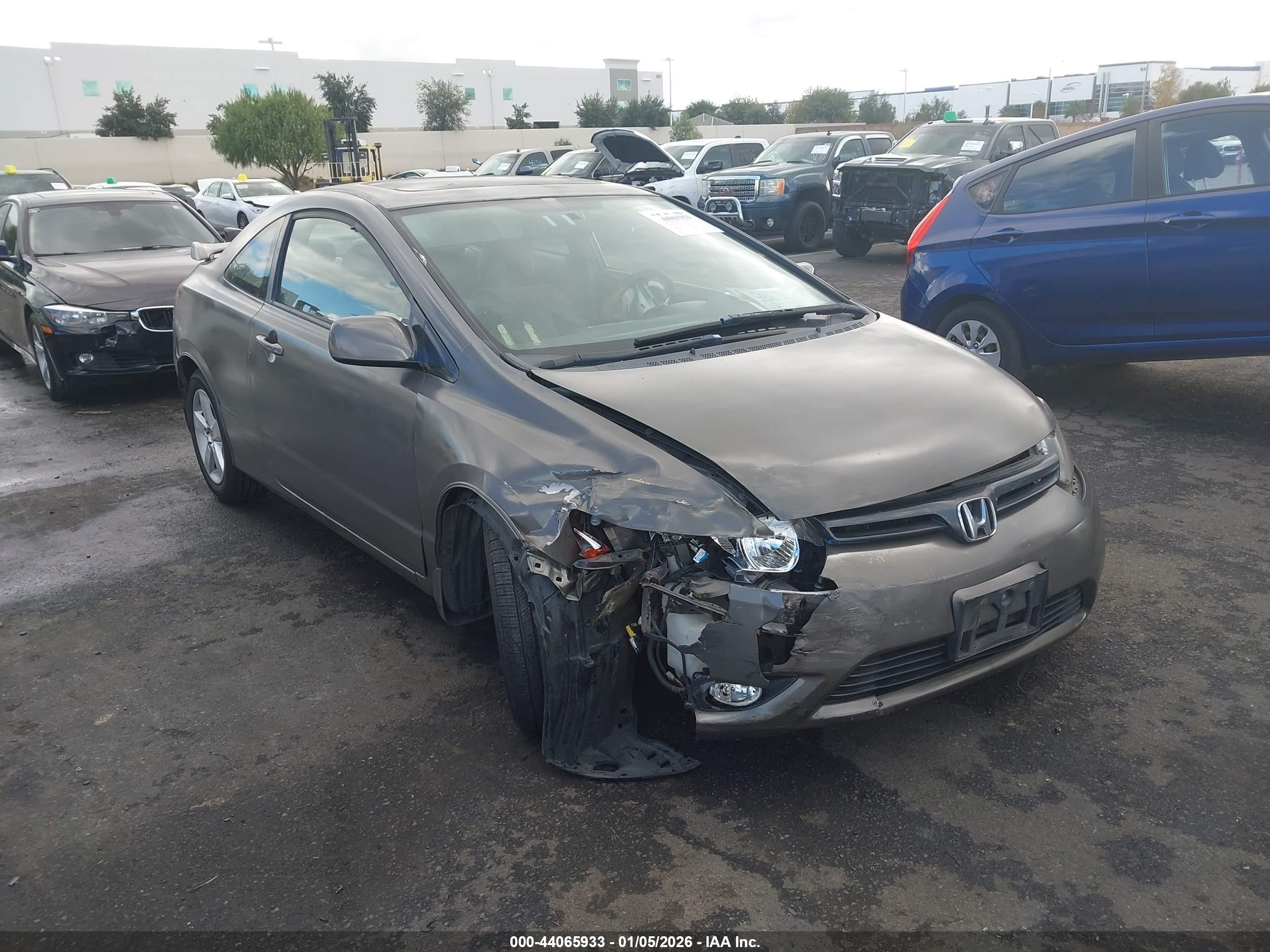 HONDA CIVIC image 6
