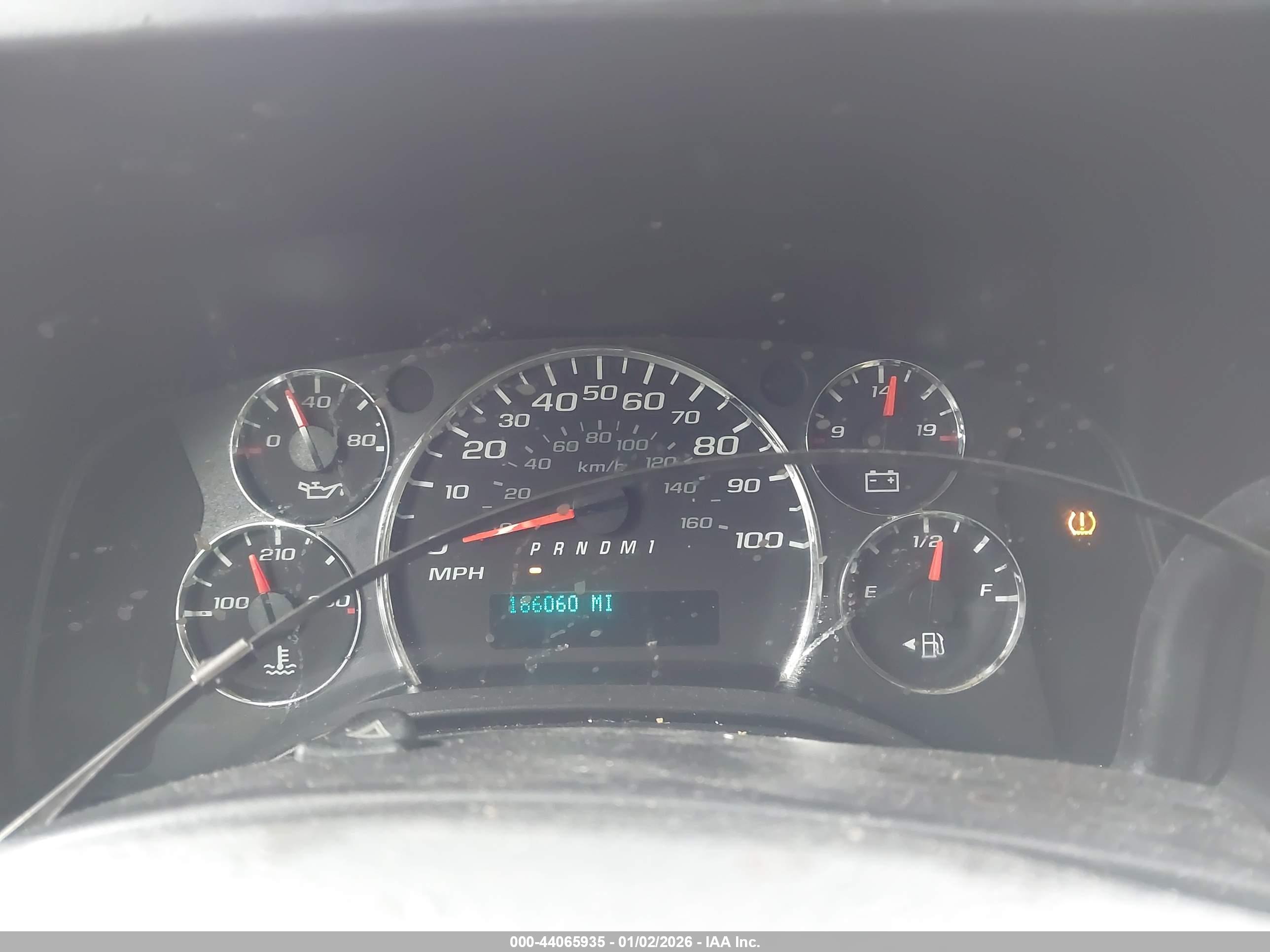 GMC SAVANA image 7