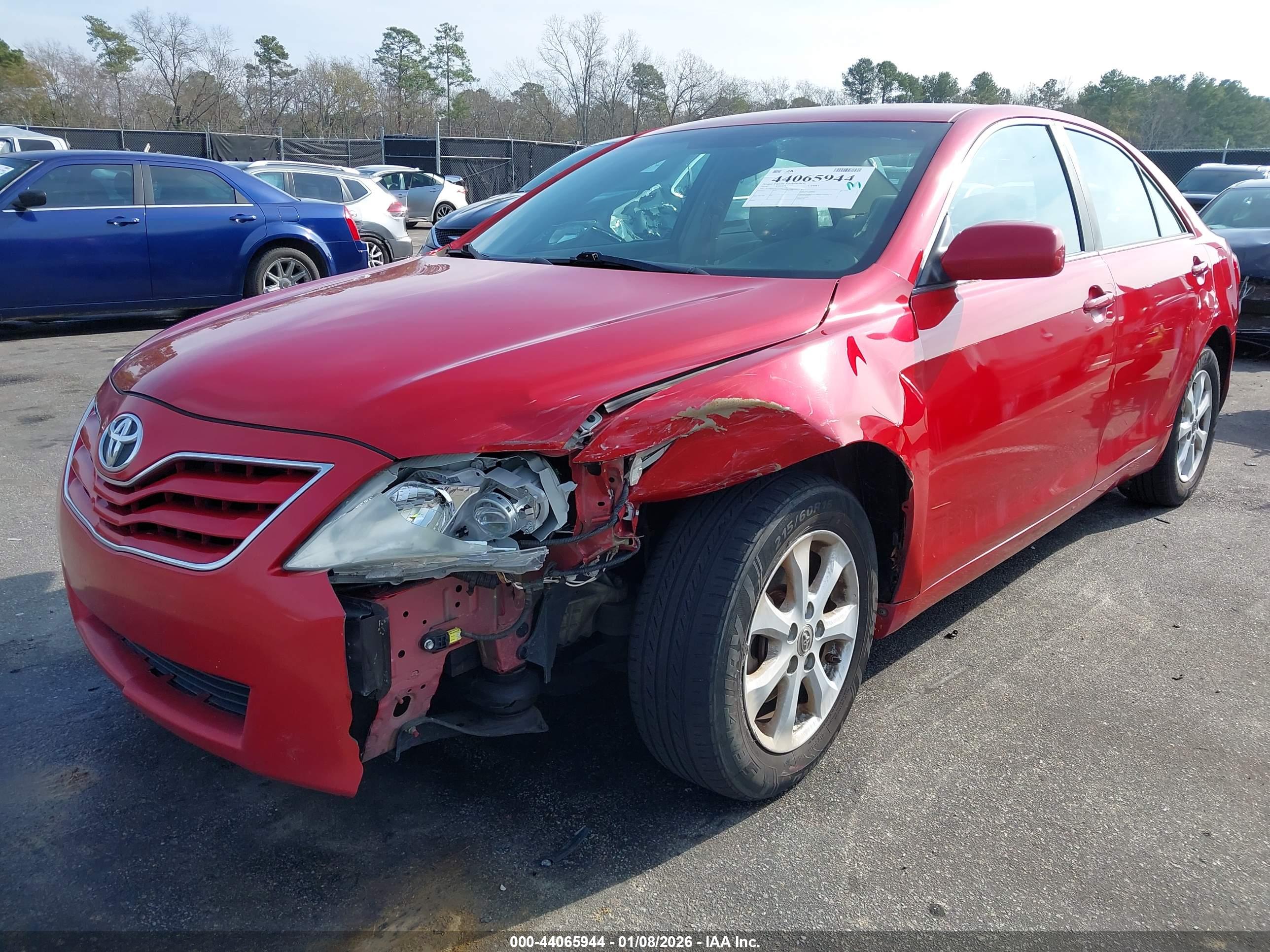 TOYOTA CAMRY image 6