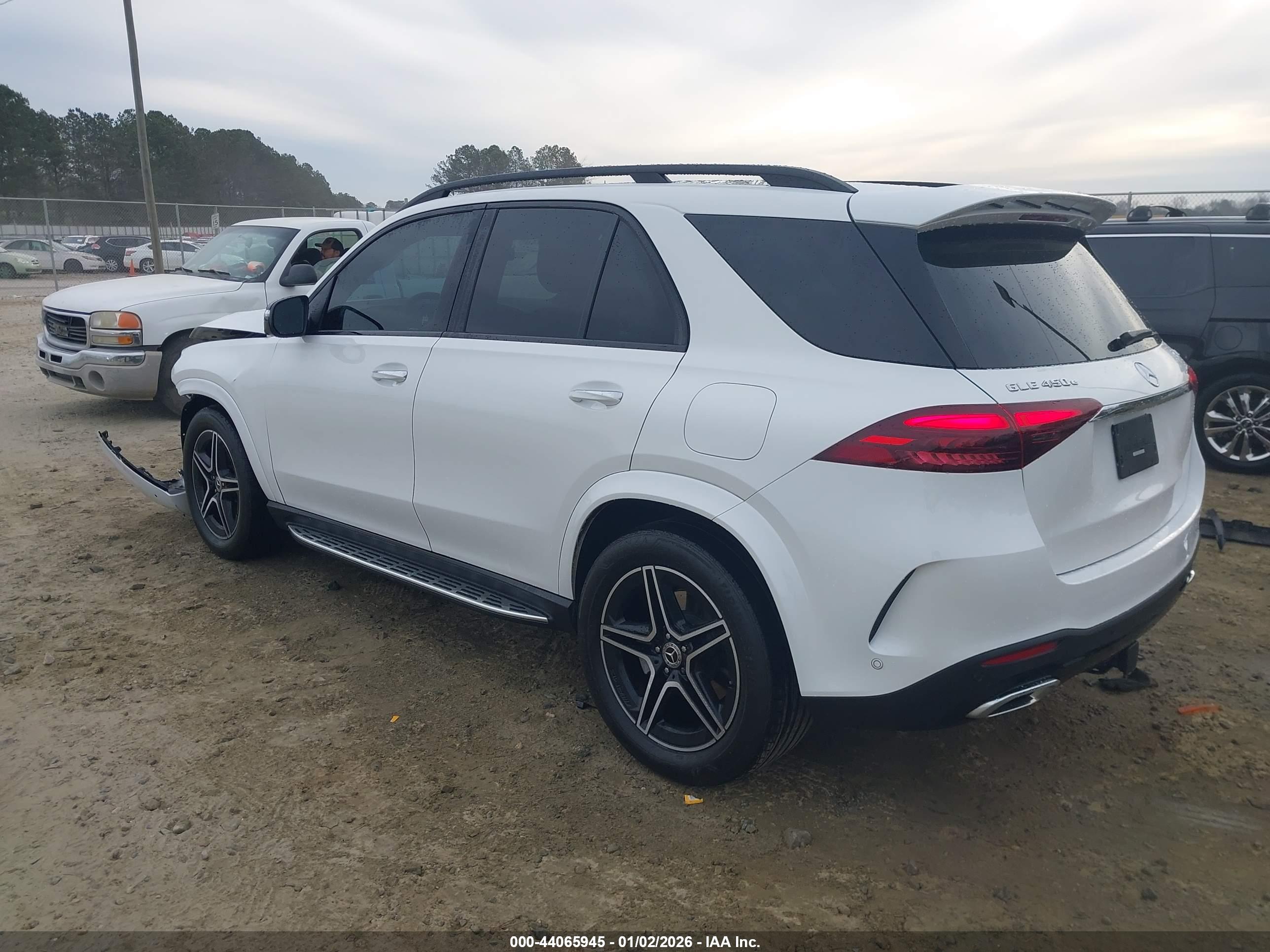 MERCEDES-BENZ GLE image 3