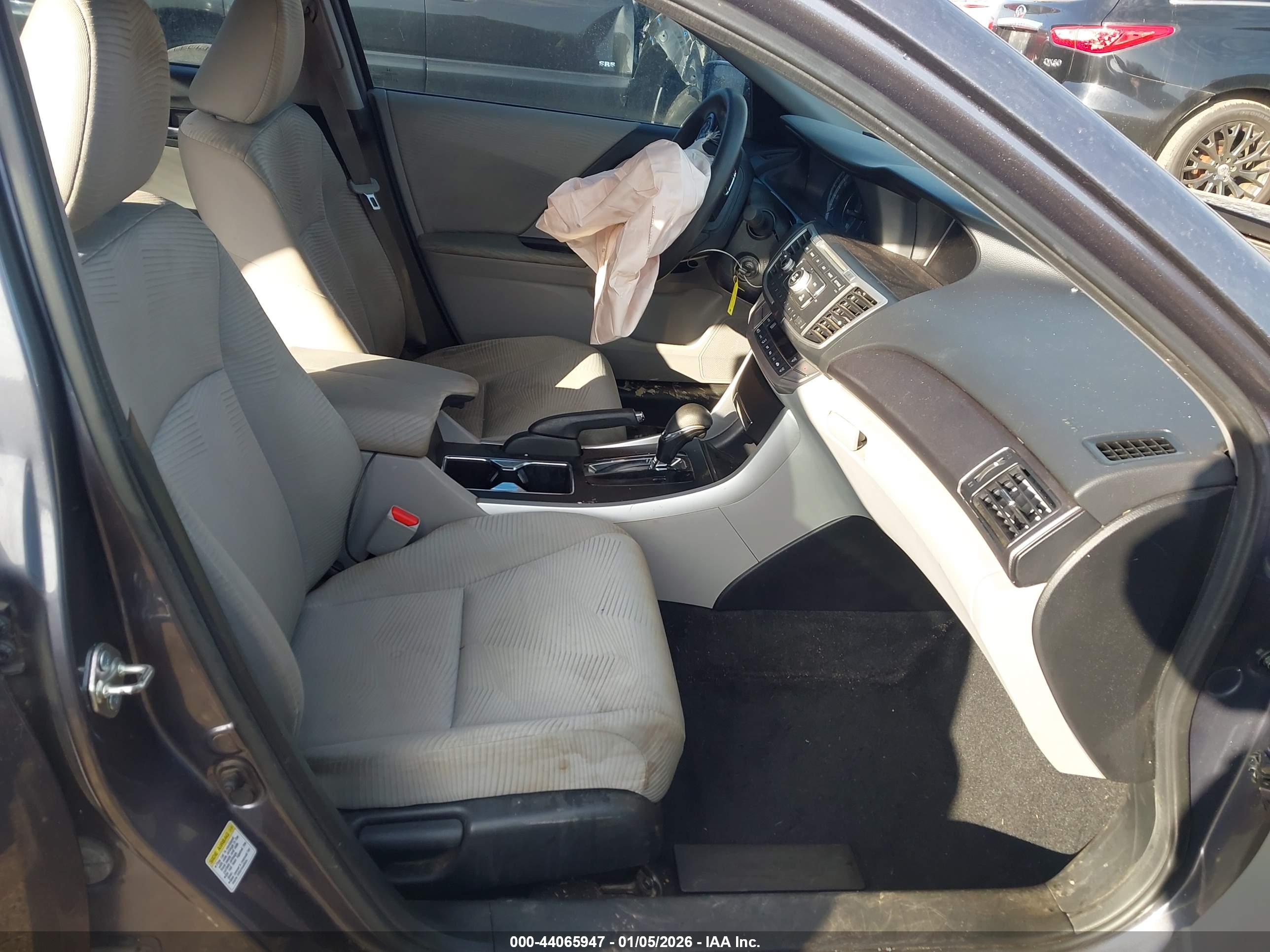 HONDA ACCORD image 5