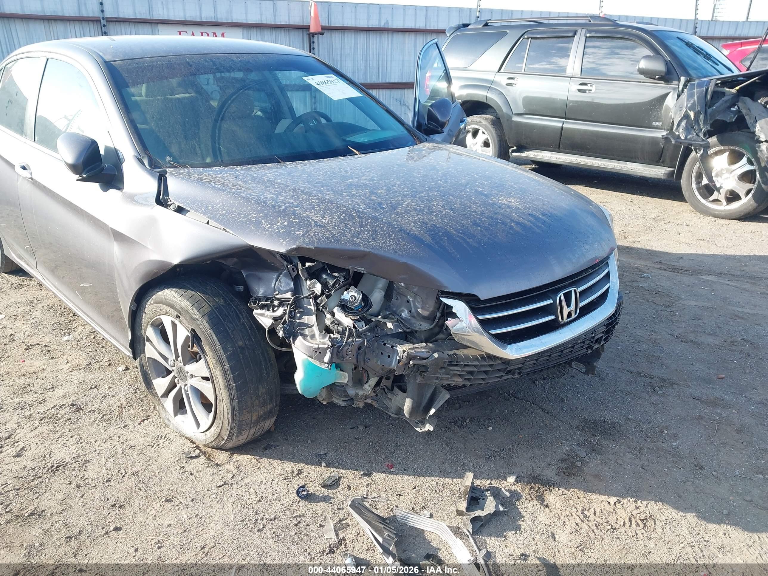 HONDA ACCORD image 6