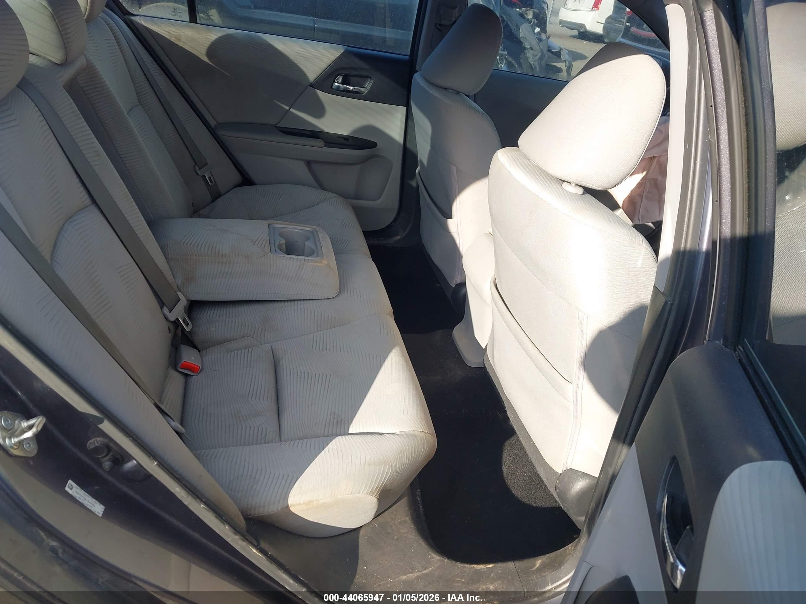 HONDA ACCORD image 8