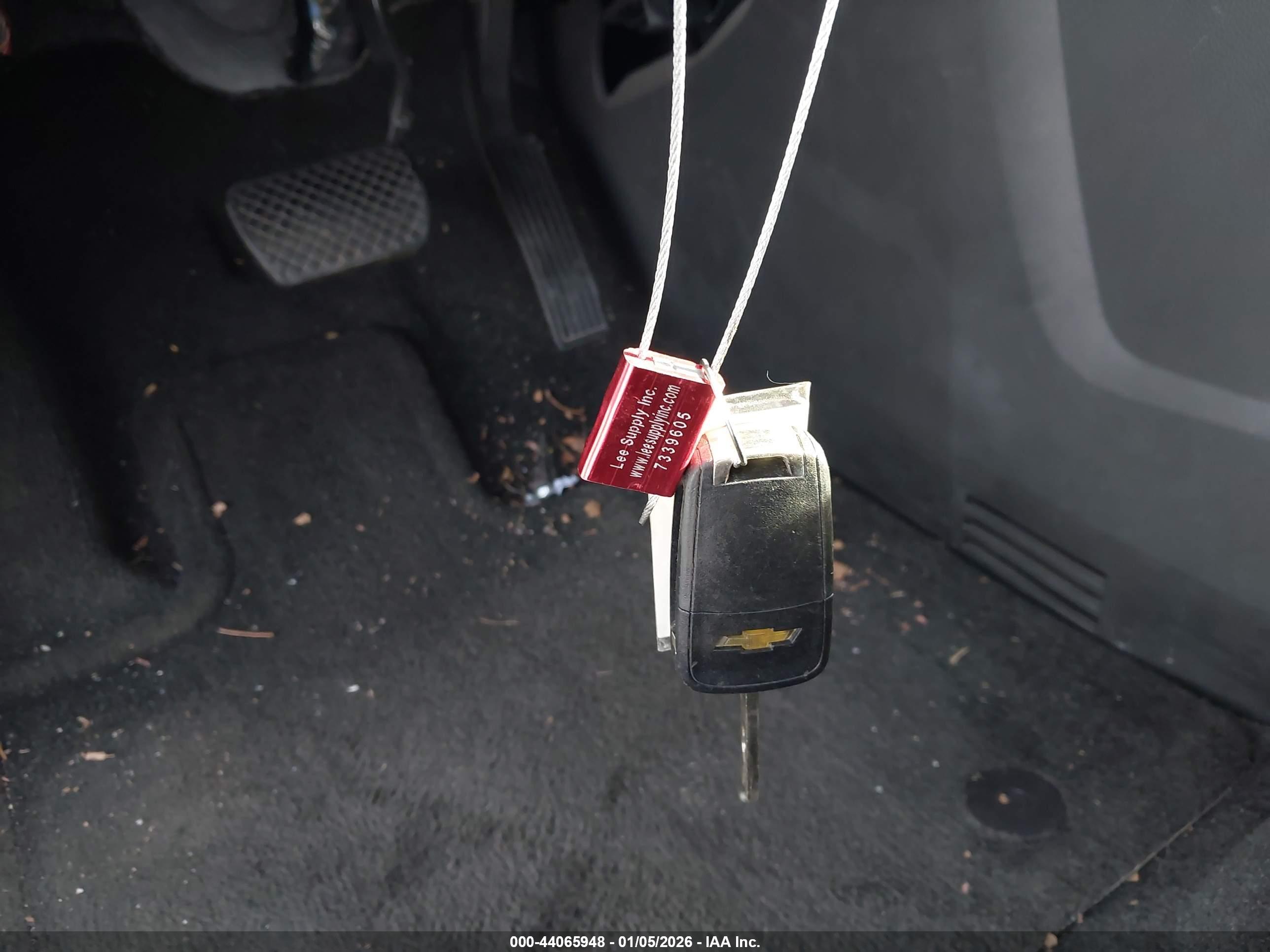 CHEVROLET EQUINOX image 11