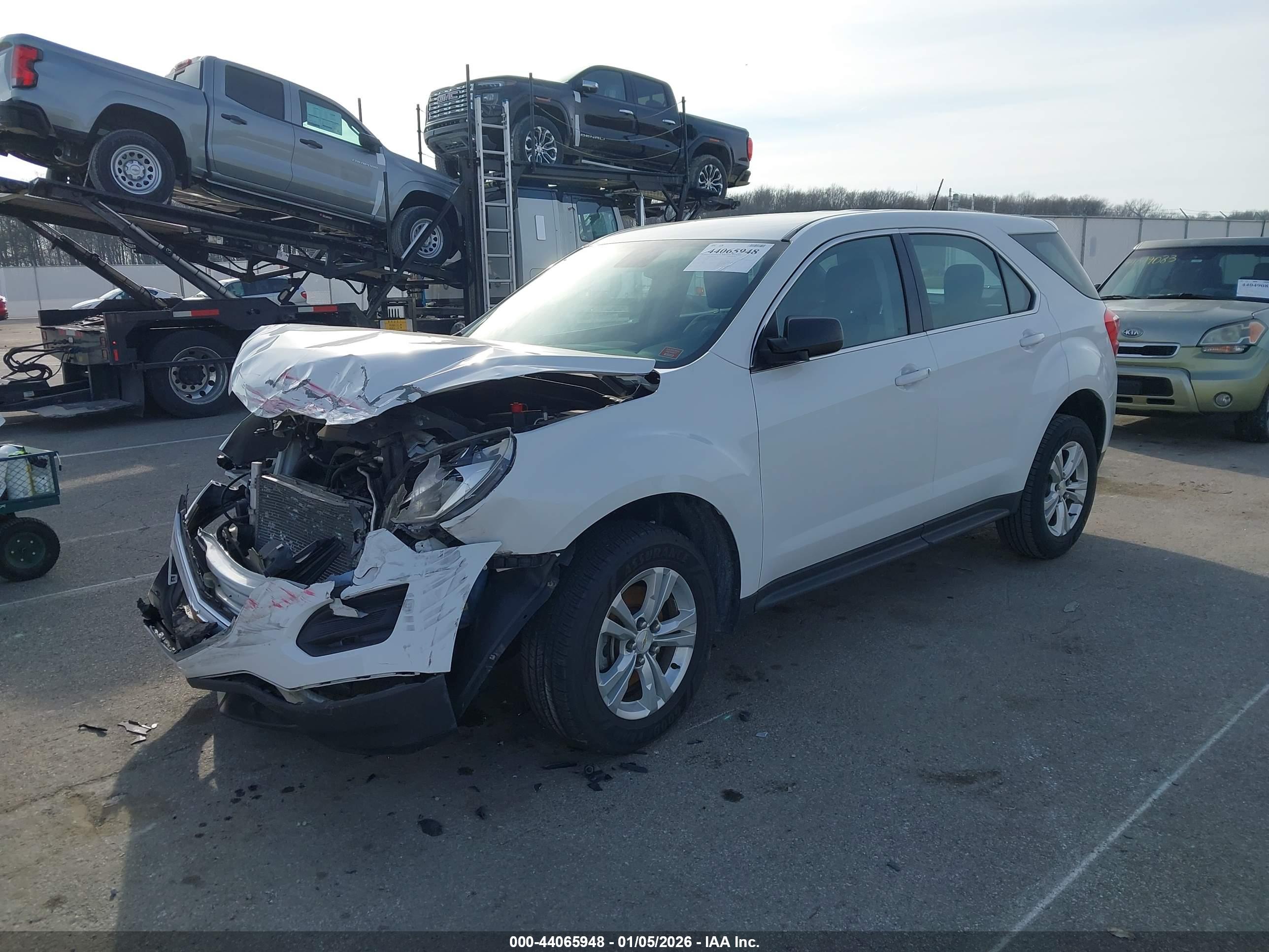 CHEVROLET EQUINOX image 2