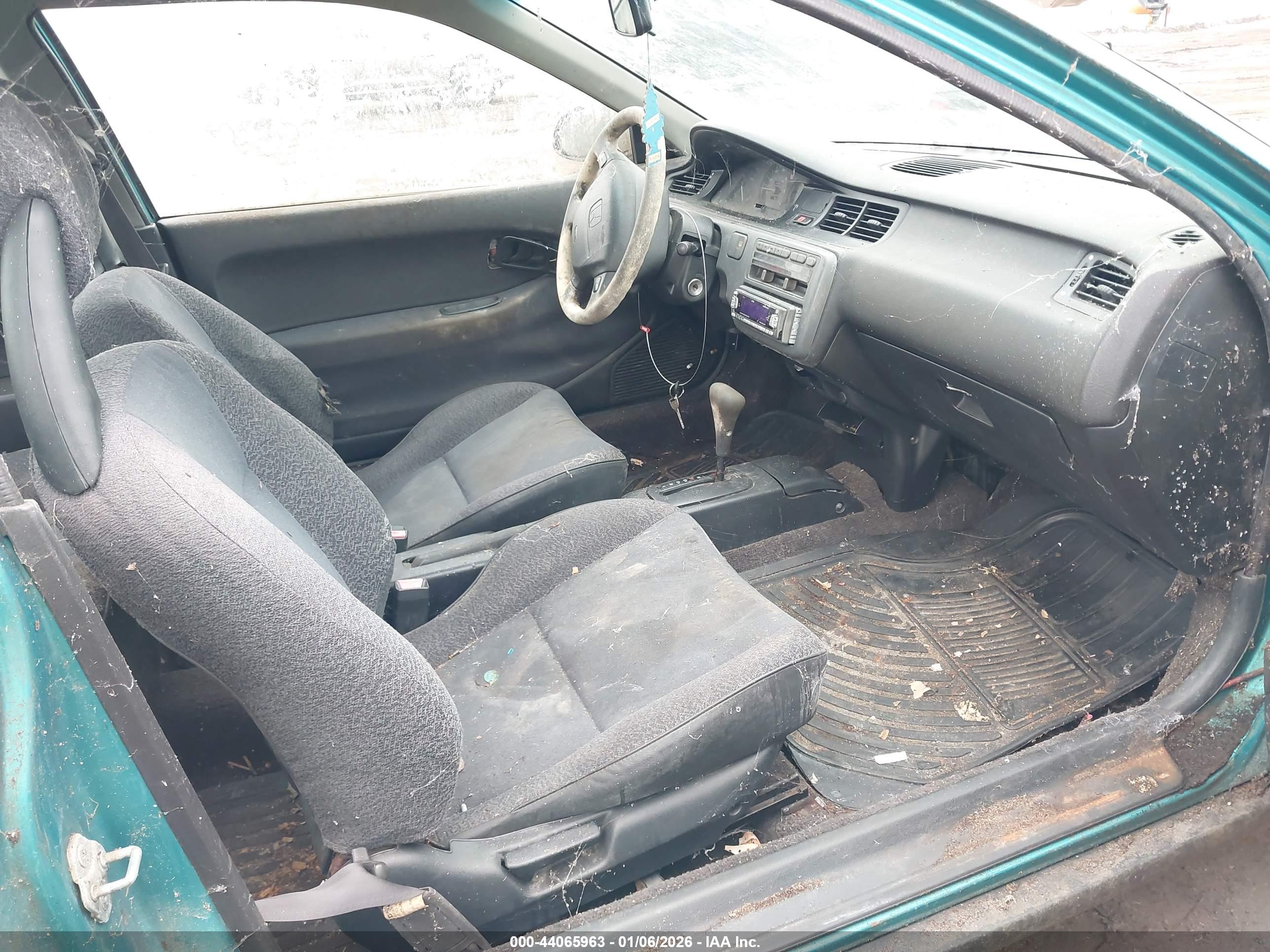 HONDA CIVIC image 5