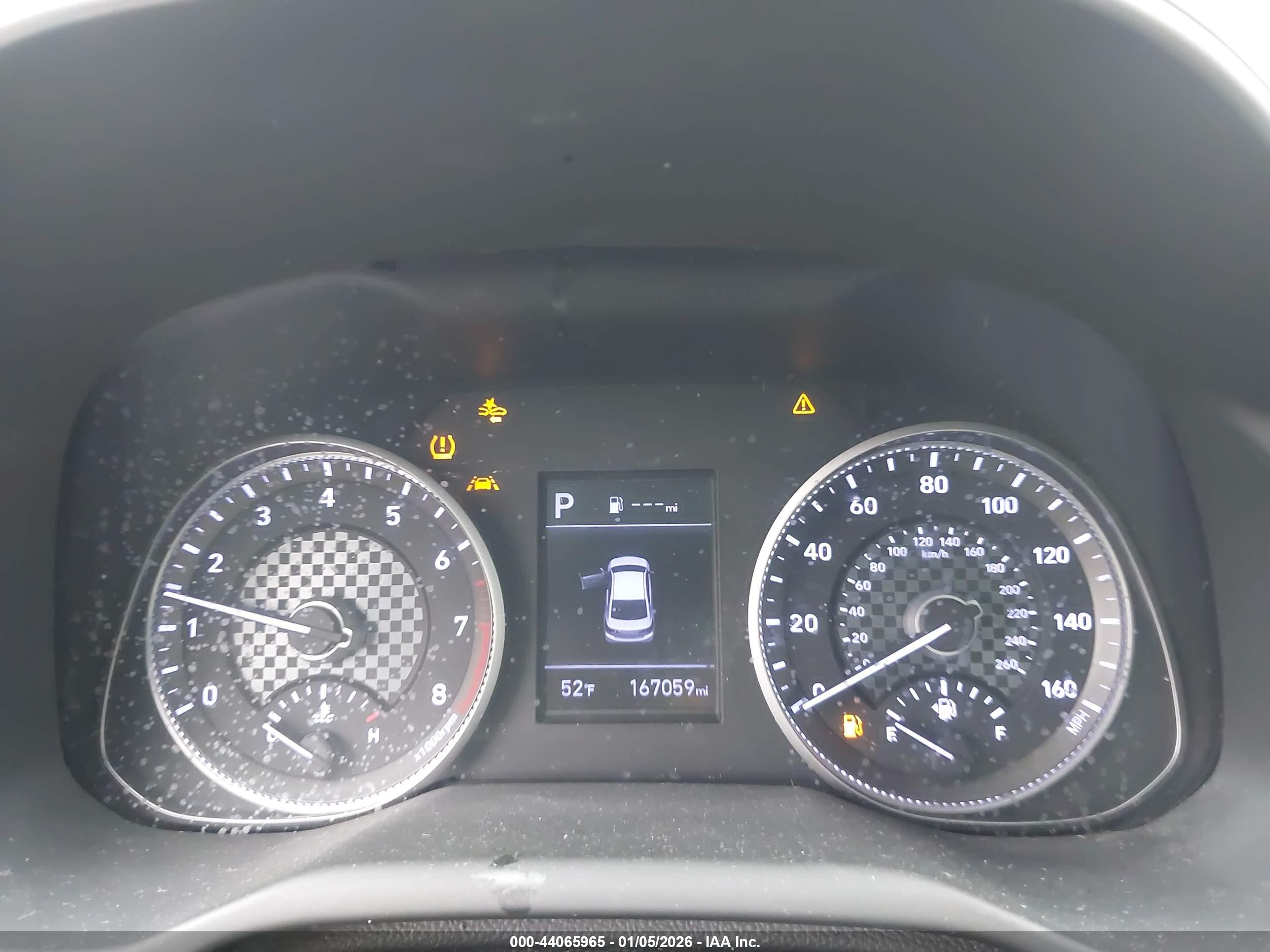 HYUNDAI ELANTRA image 7