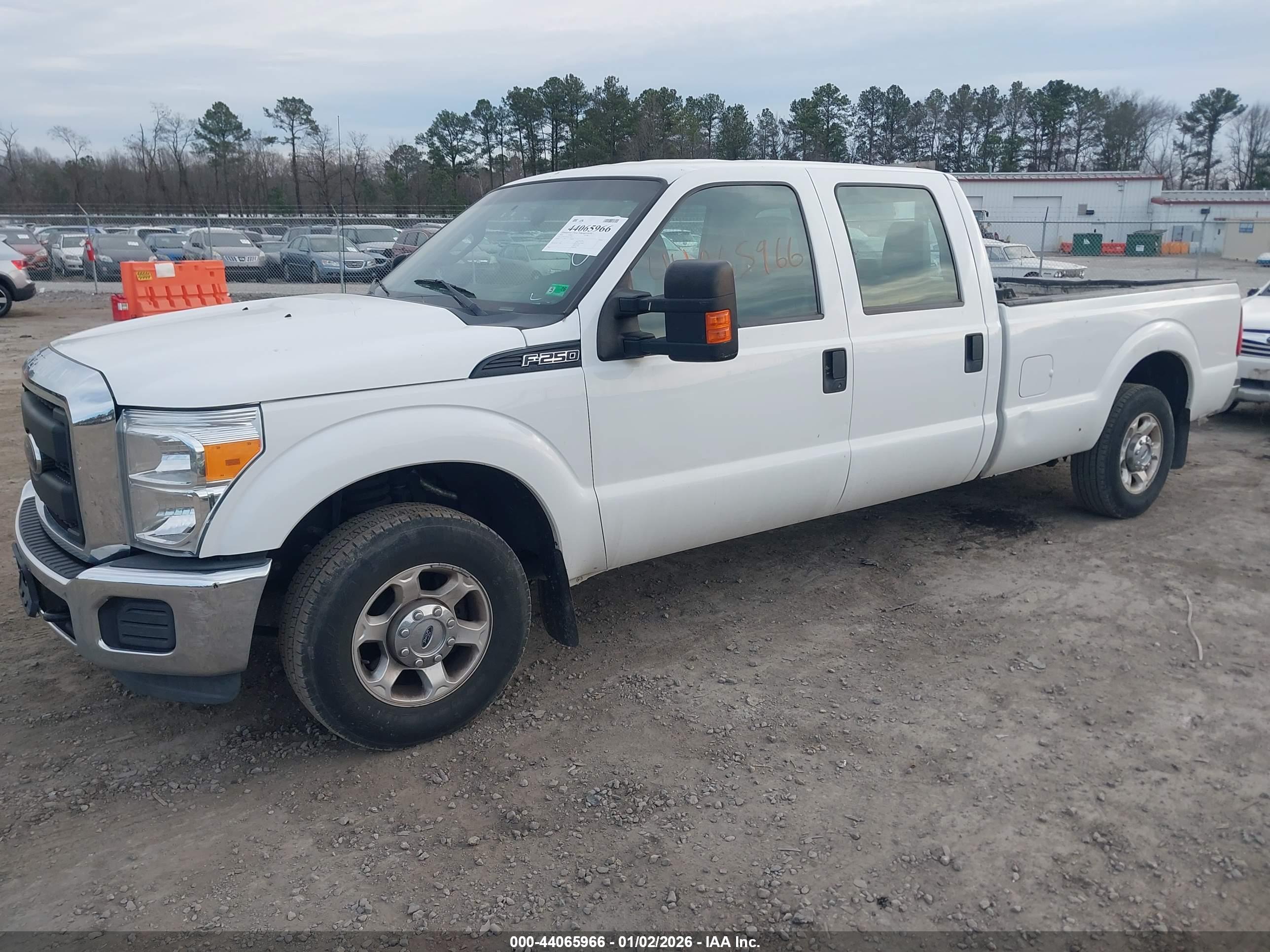 FORD F-250 image 2