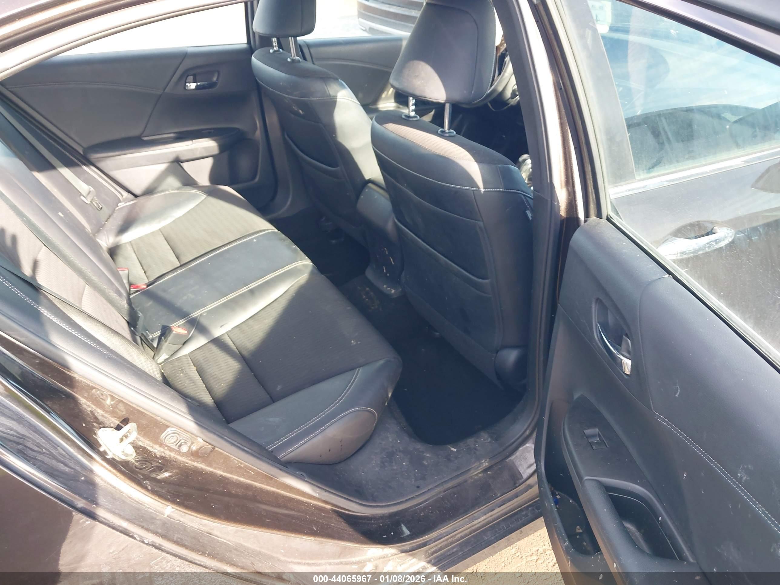 HONDA ACCORD image 8