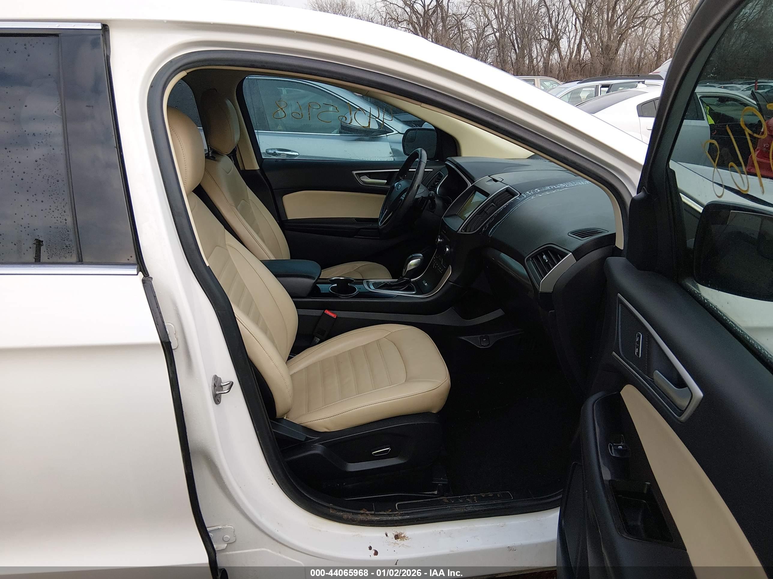 FORD EDGE image 5