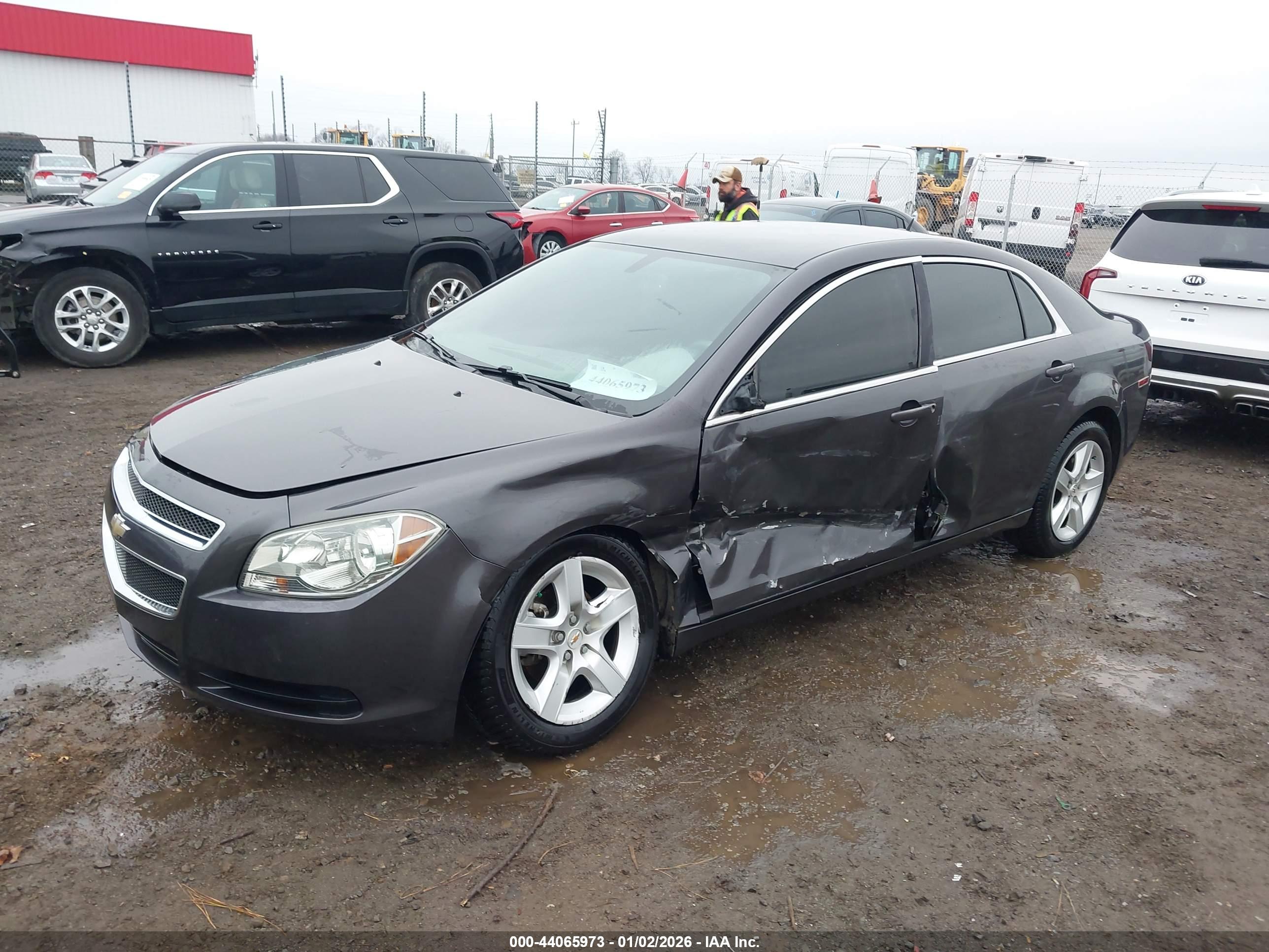 CHEVROLET MALIBU image 2