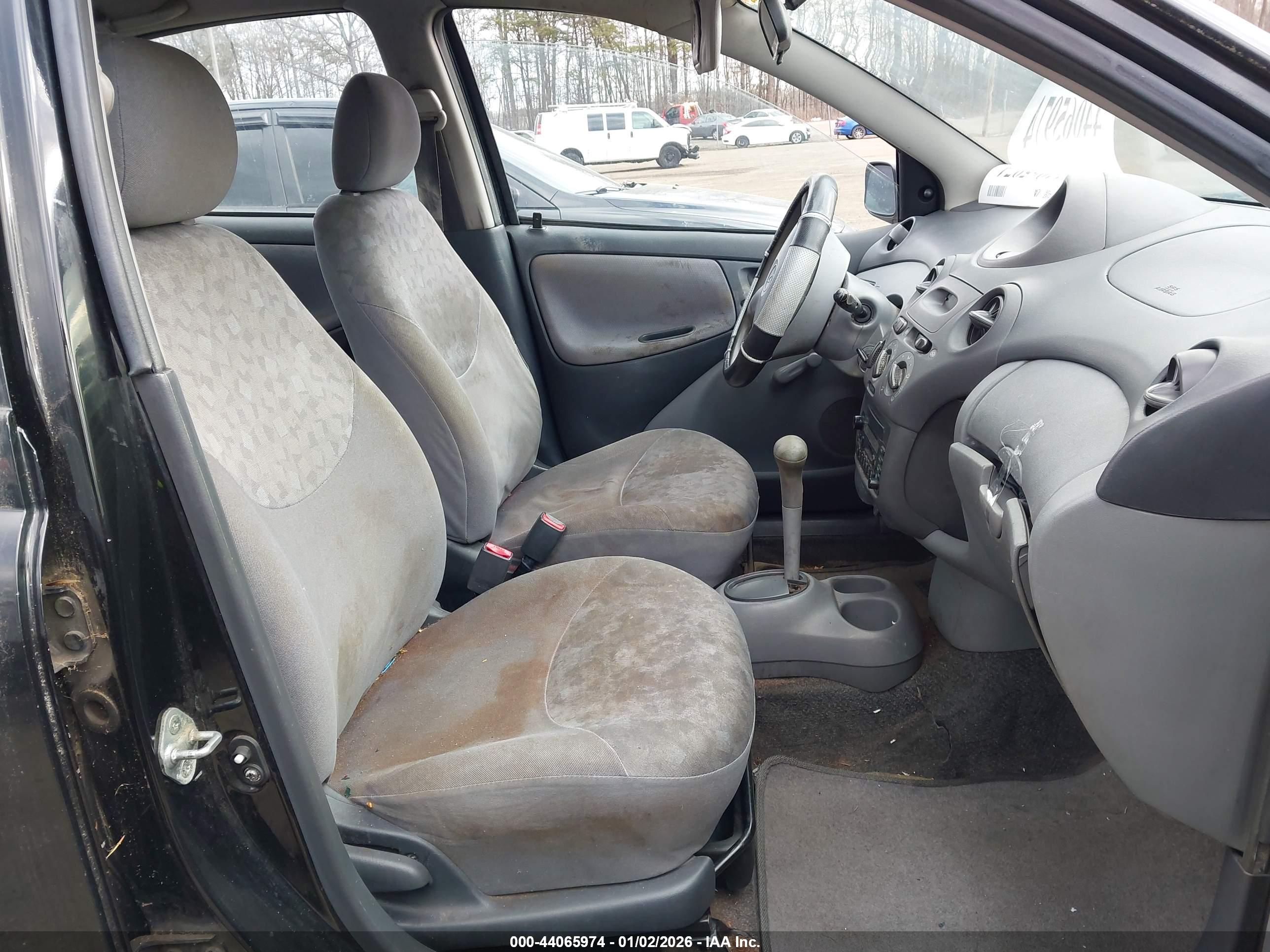 TOYOTA ECHO image 5