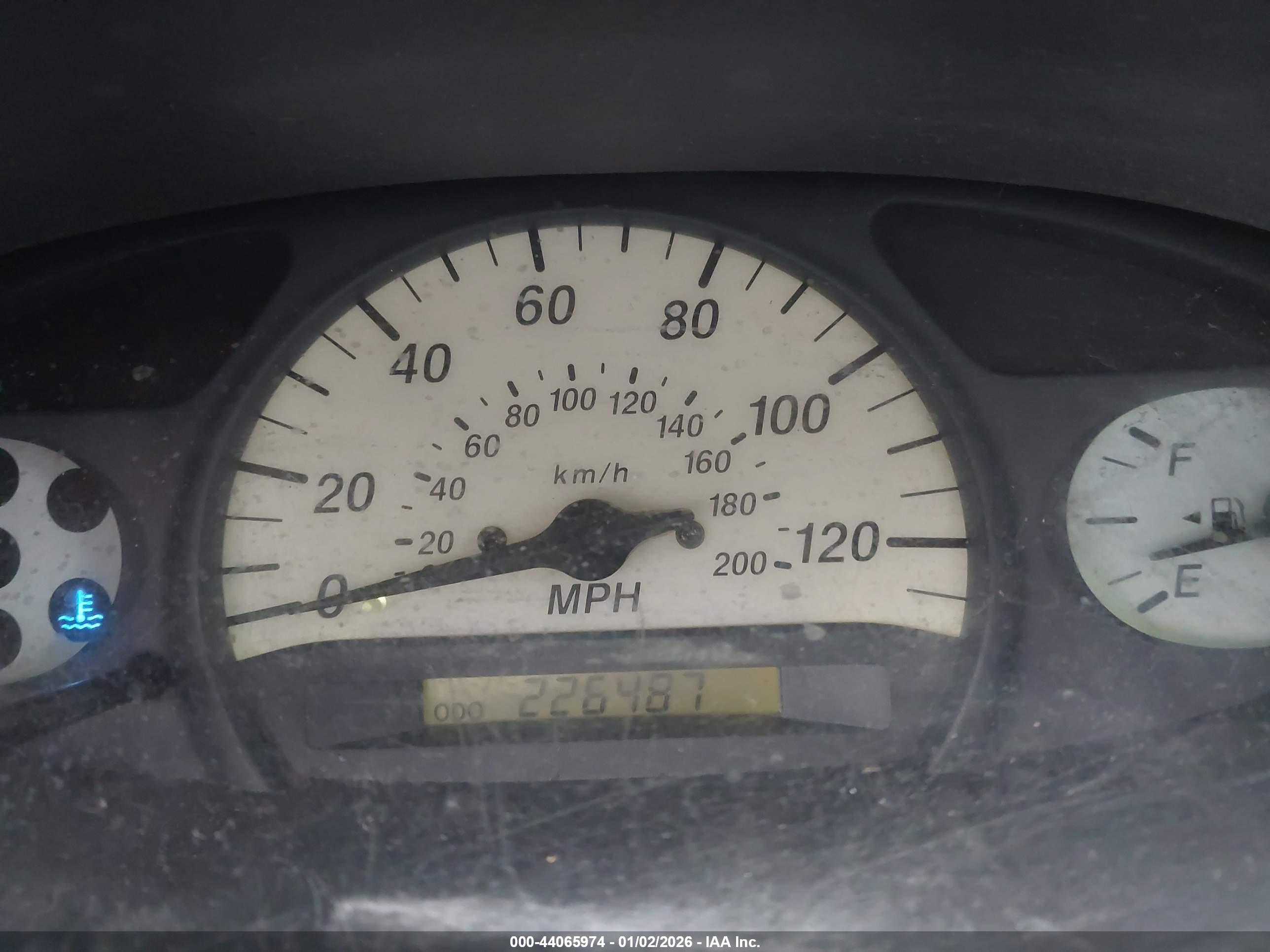 TOYOTA ECHO image 7