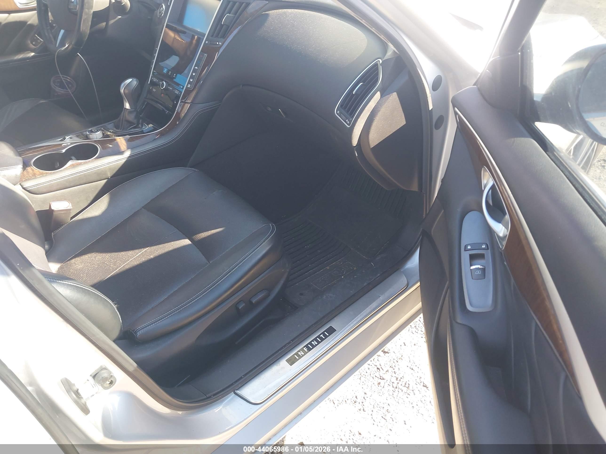 INFINITI Q50 image 5