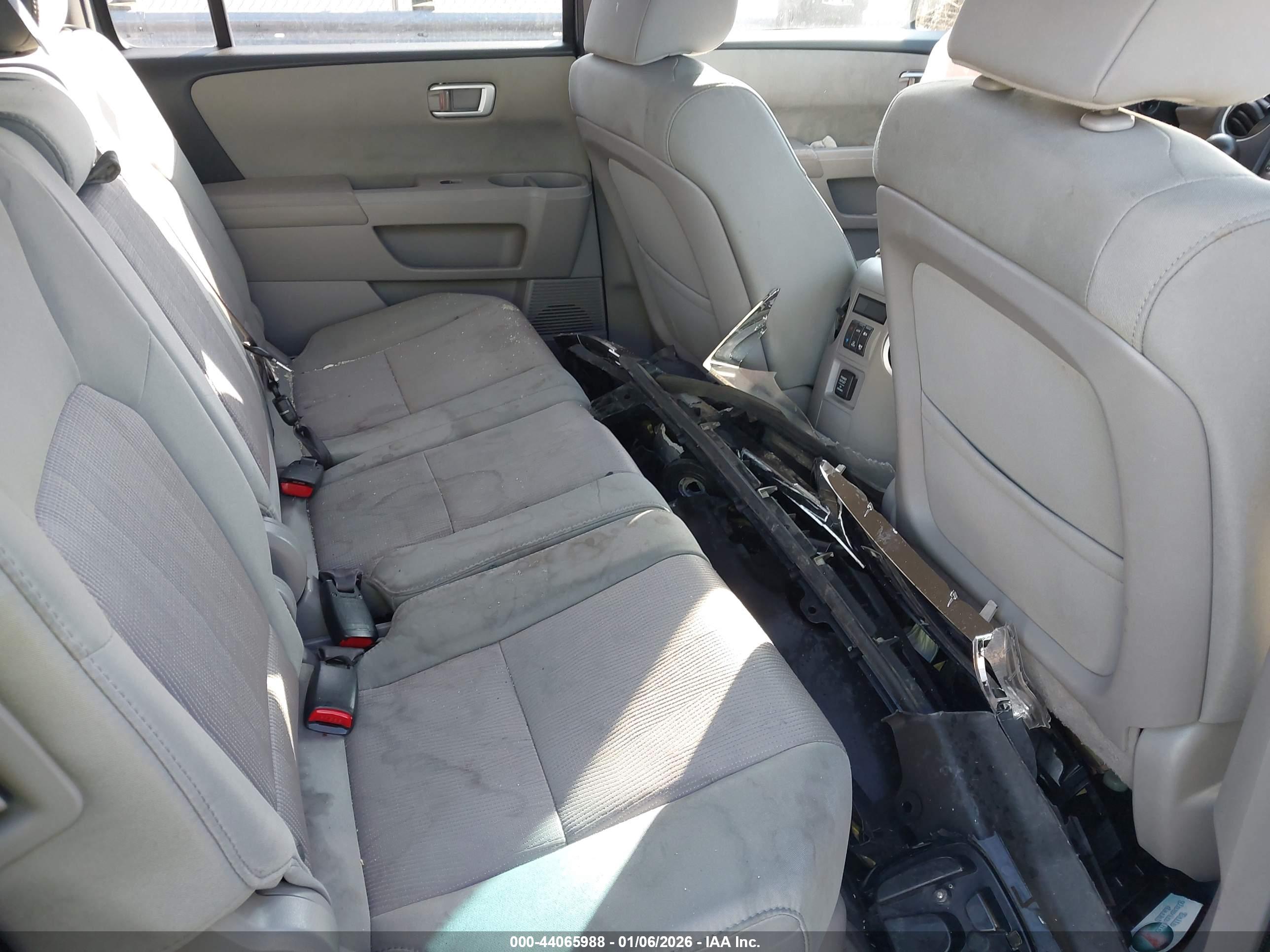 HONDA PILOT image 8