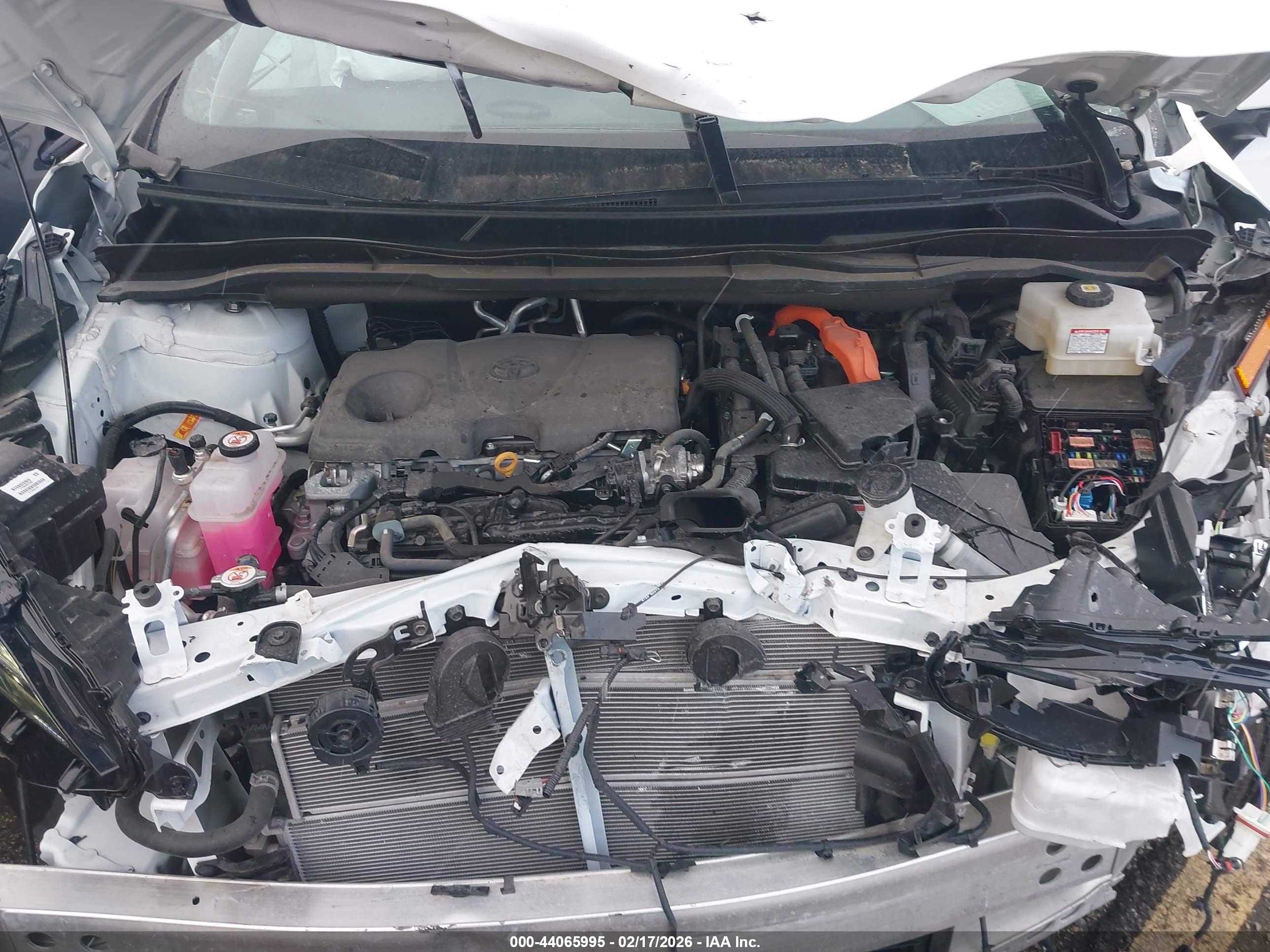 TOYOTA SIENNA image 10