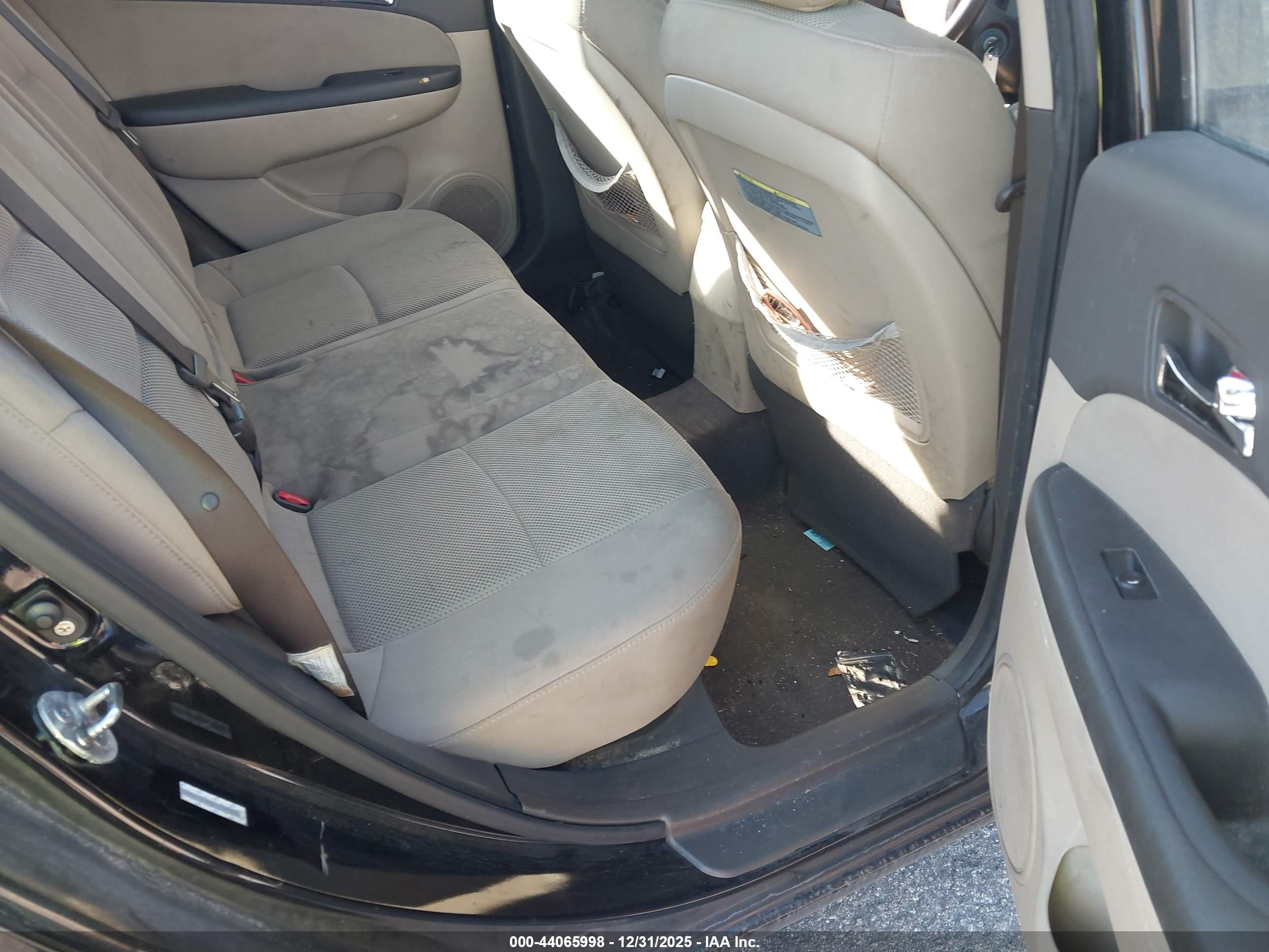 HYUNDAI ELANTRA image 8