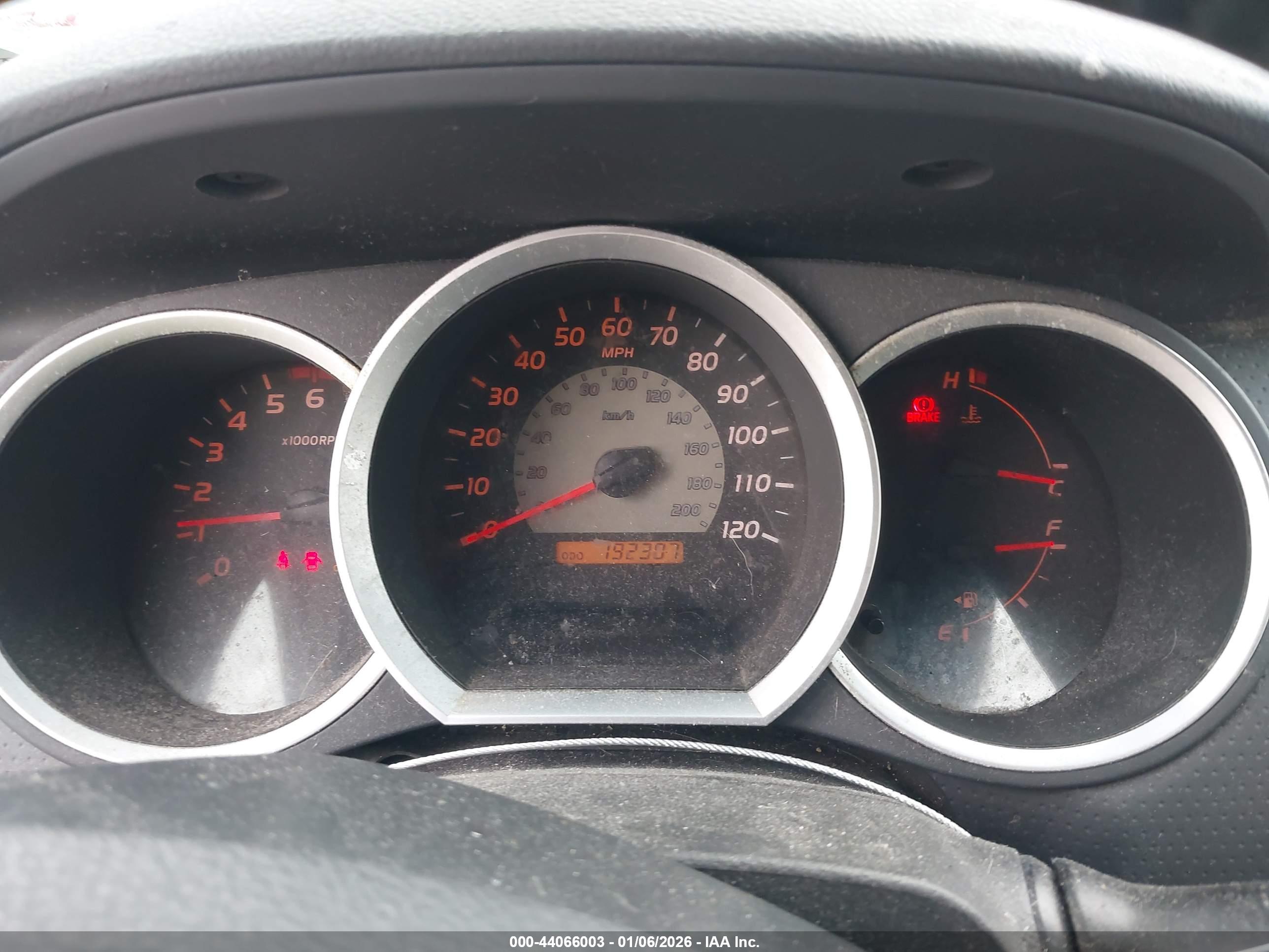 TOYOTA TACOMA image 7