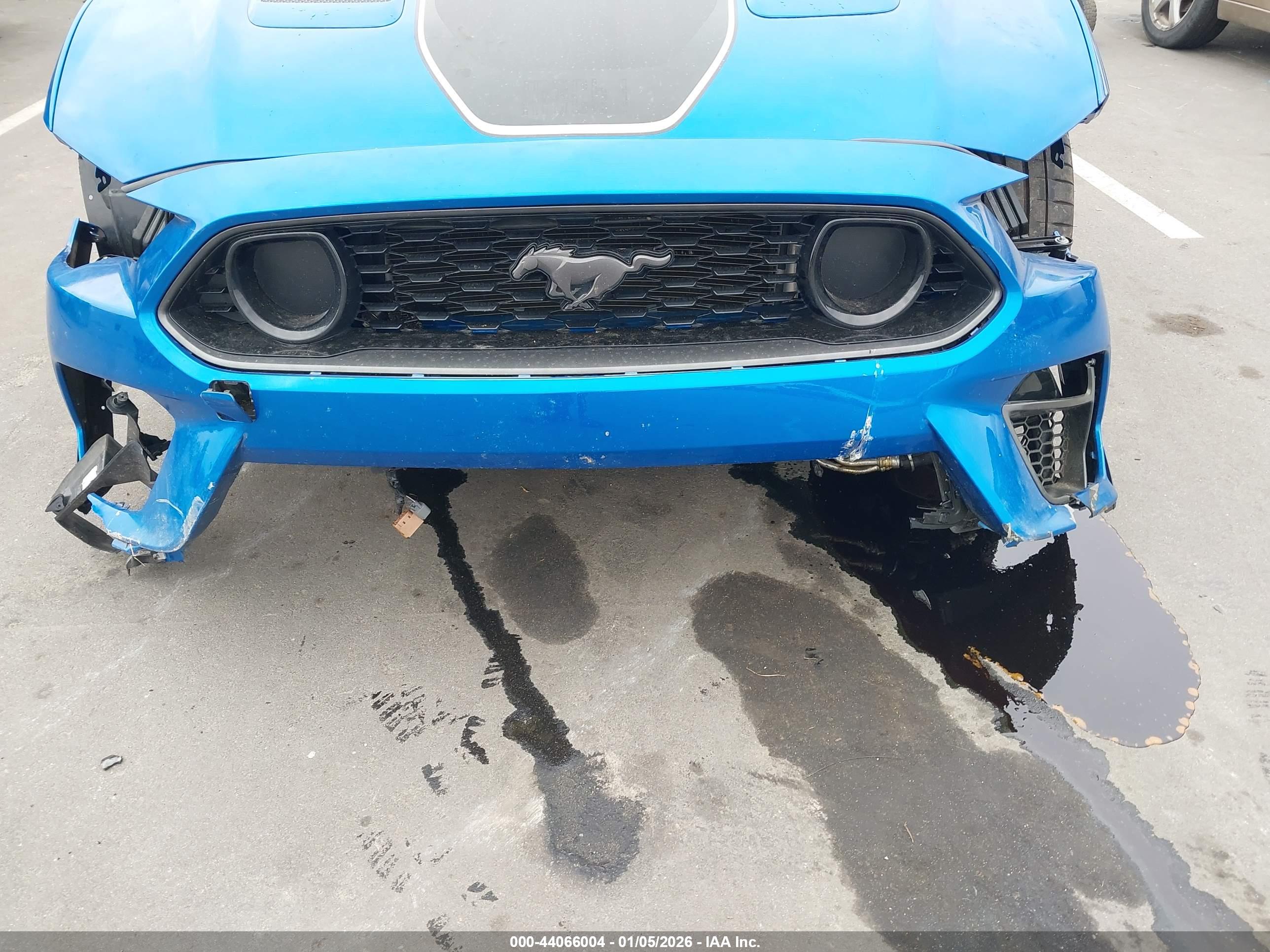 FORD MUSTANG image 6