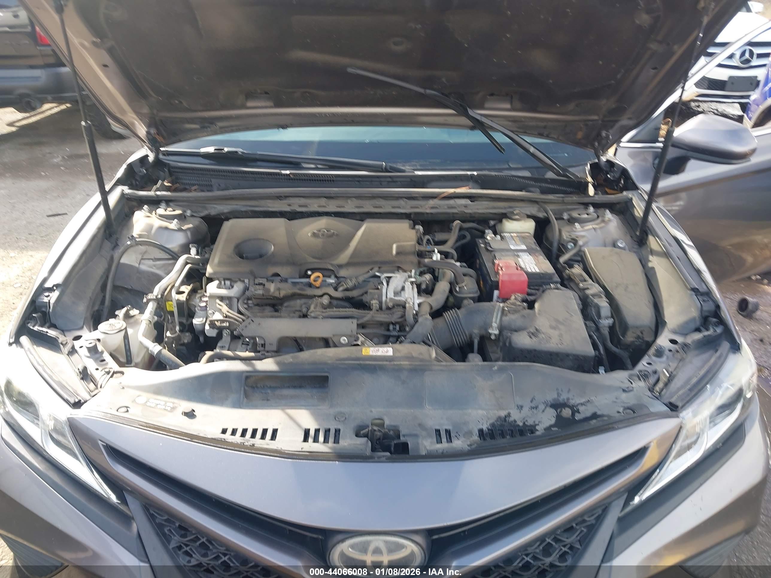 TOYOTA CAMRY image 10