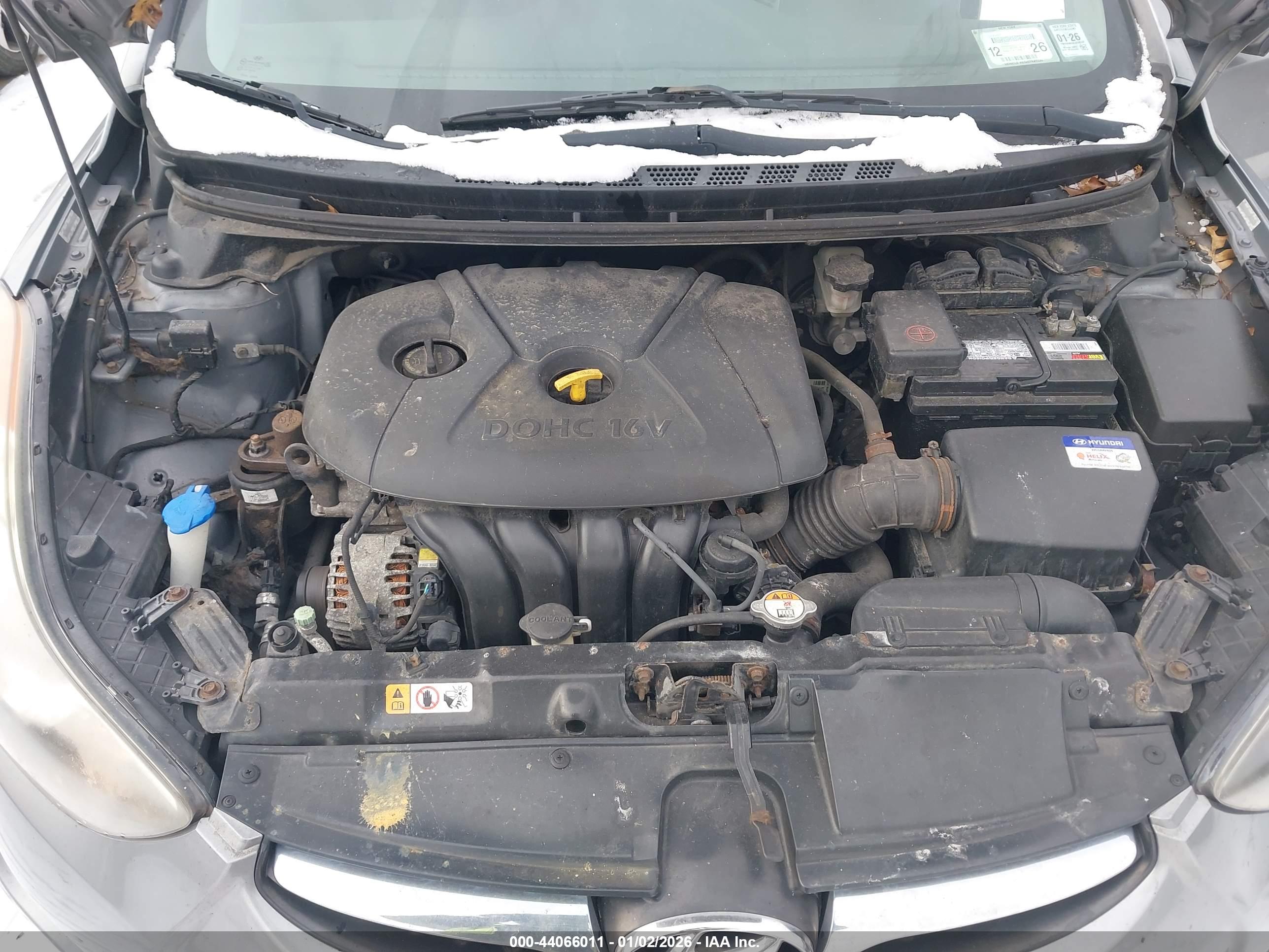 HYUNDAI ELANTRA image 10