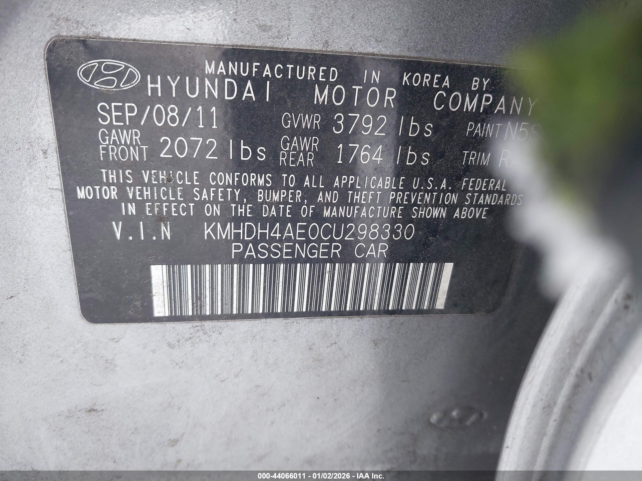 HYUNDAI ELANTRA image 9