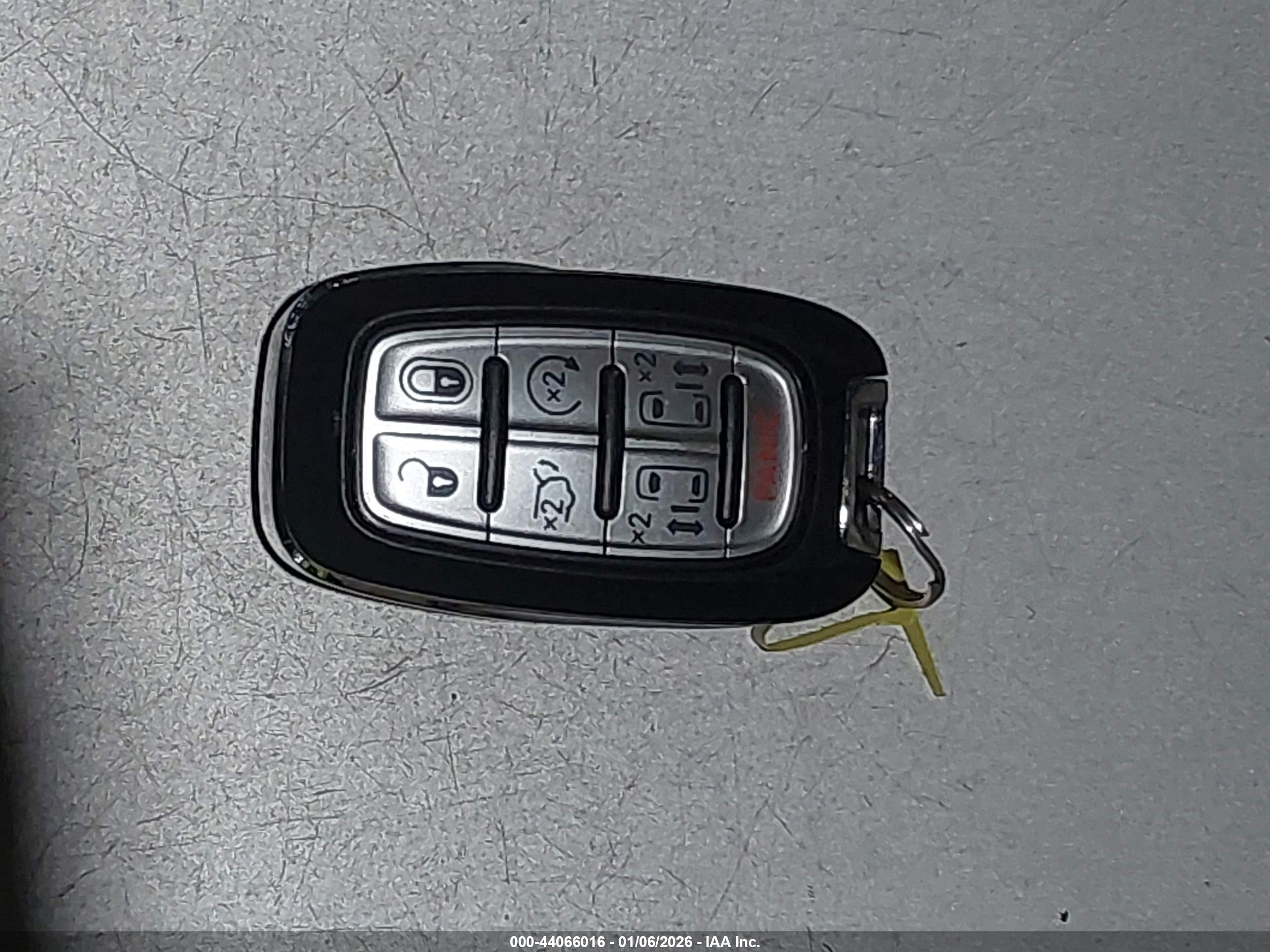CHRYSLER PACIFICA image 11