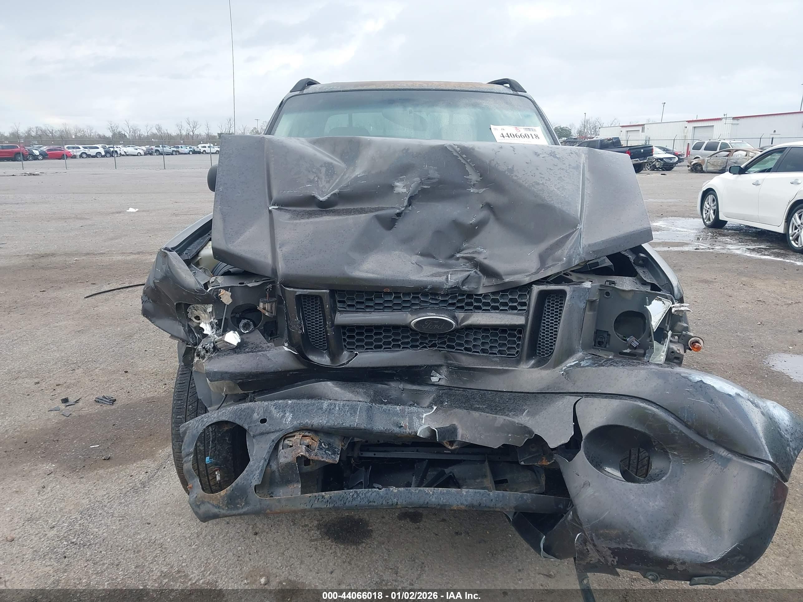 FORD EXPLORER image 10