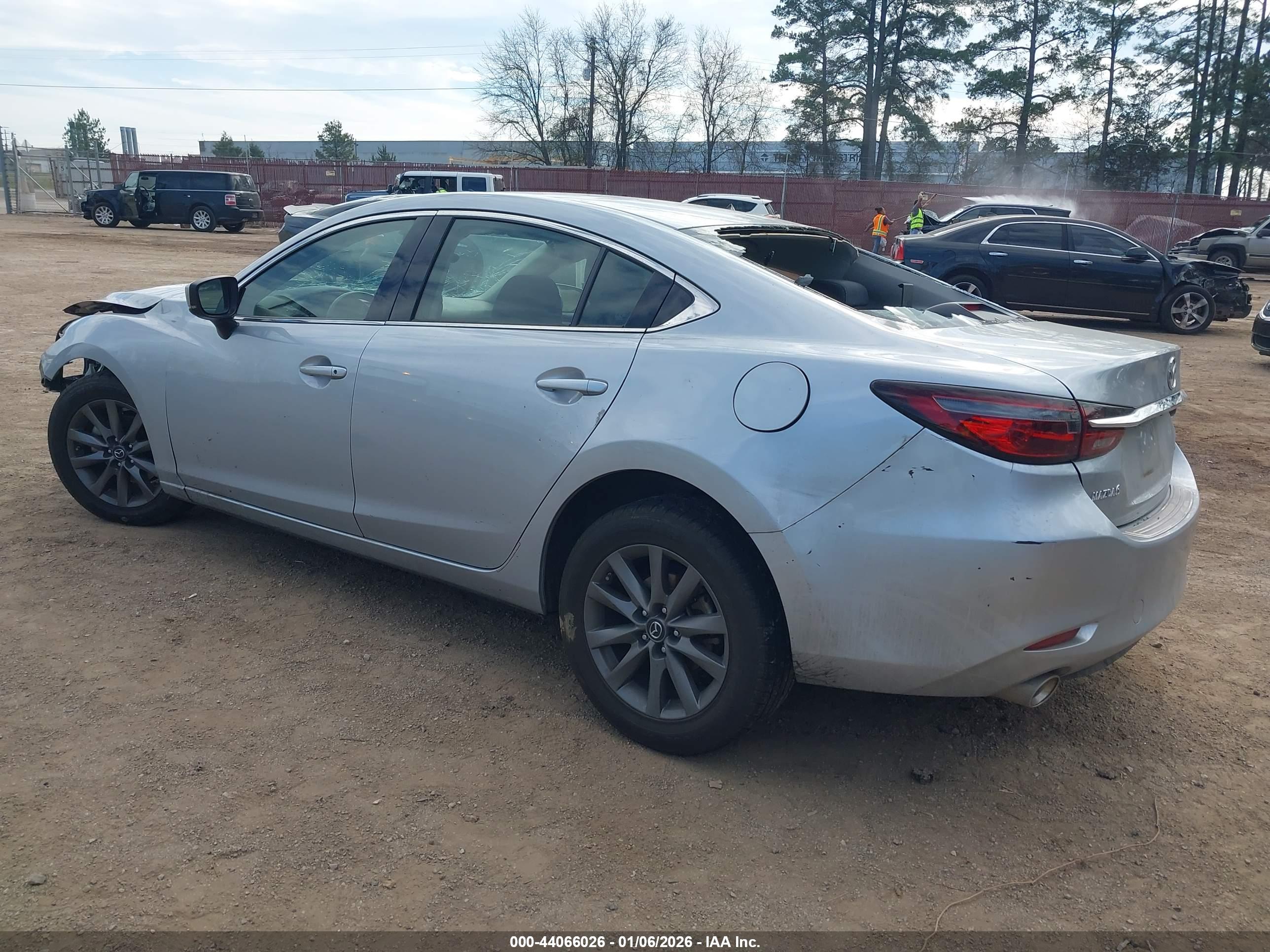 MAZDA MAZDA6 image 3