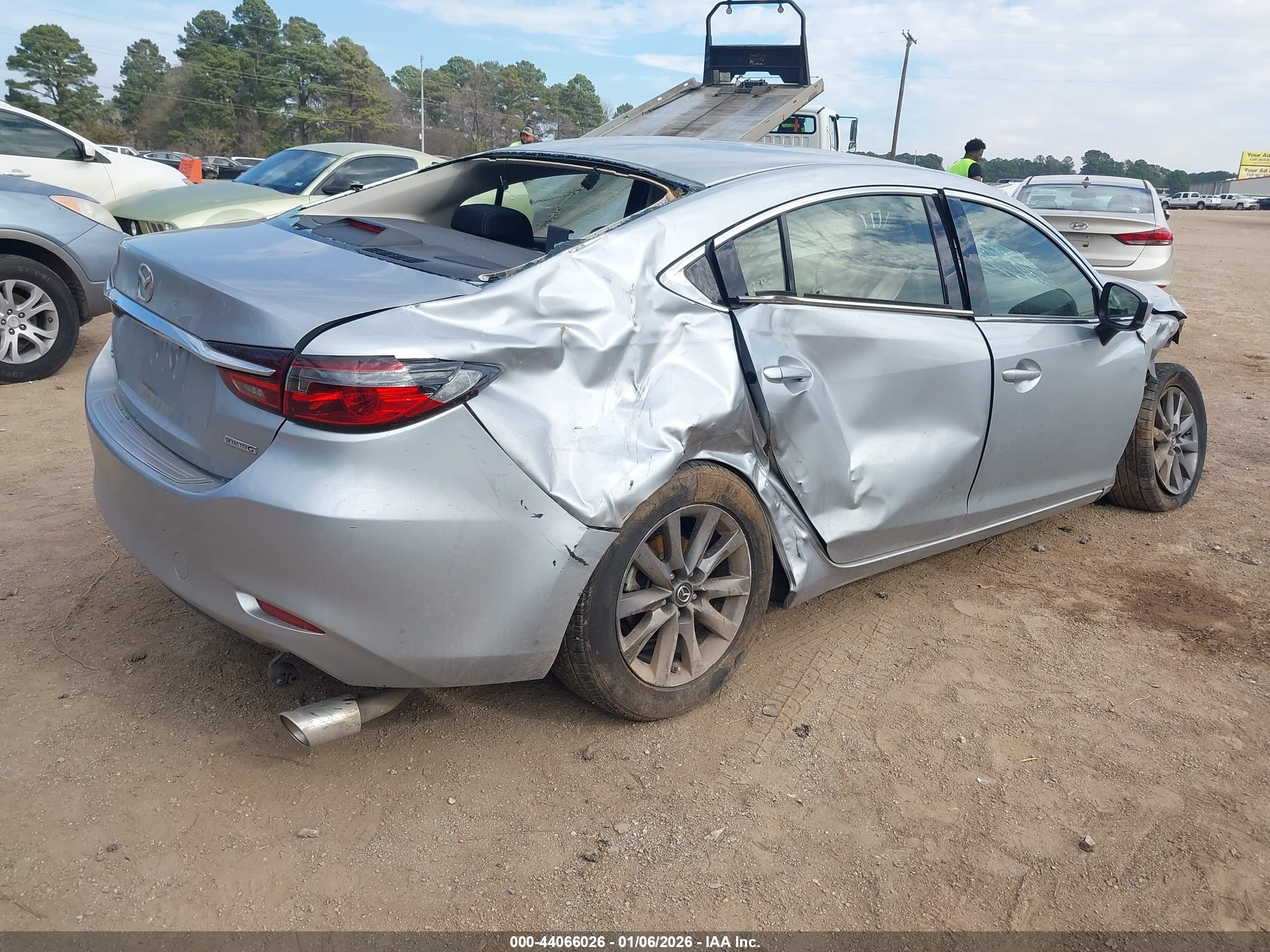 MAZDA MAZDA6 image 4