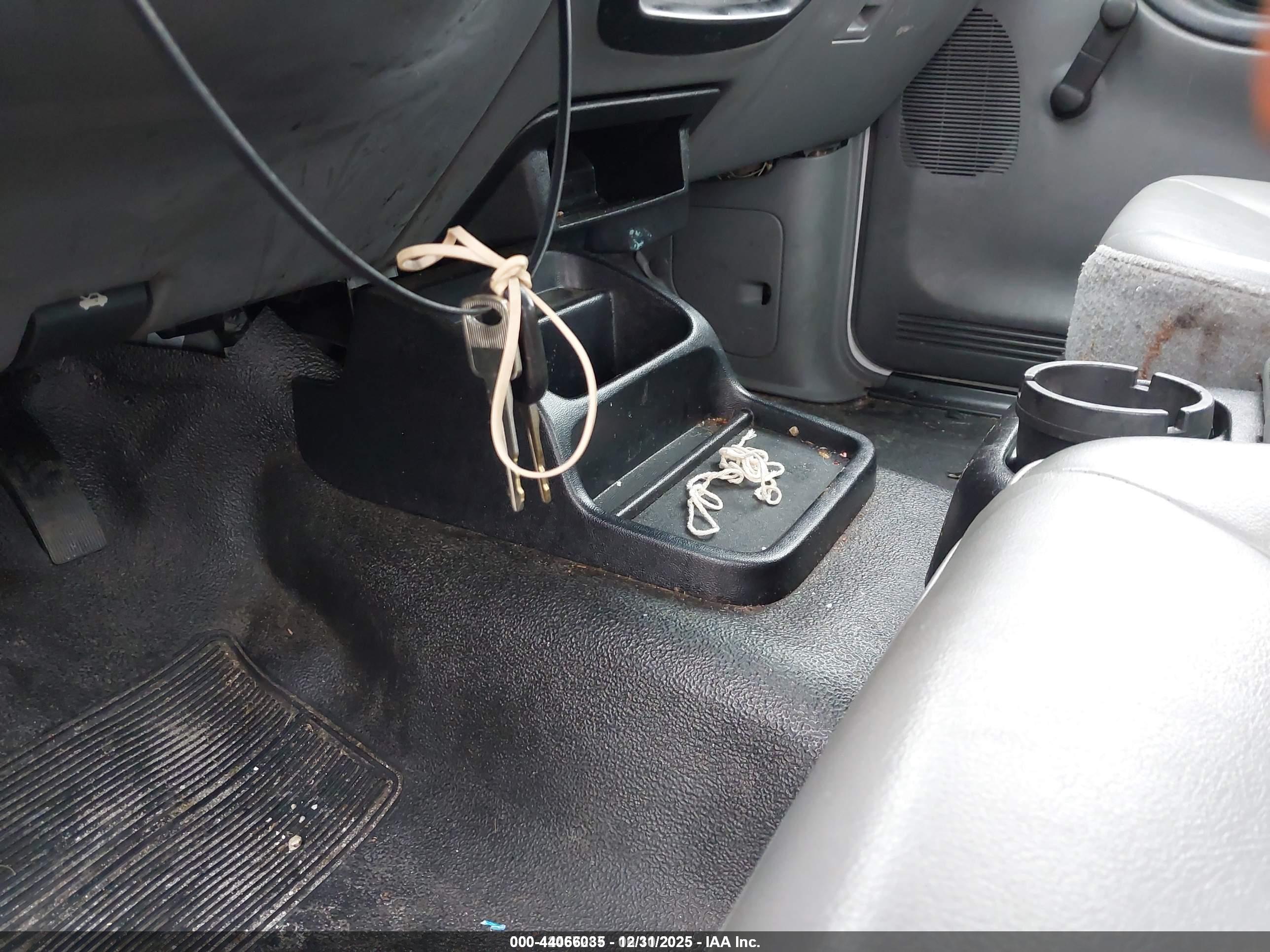 FORD RANGER image 11