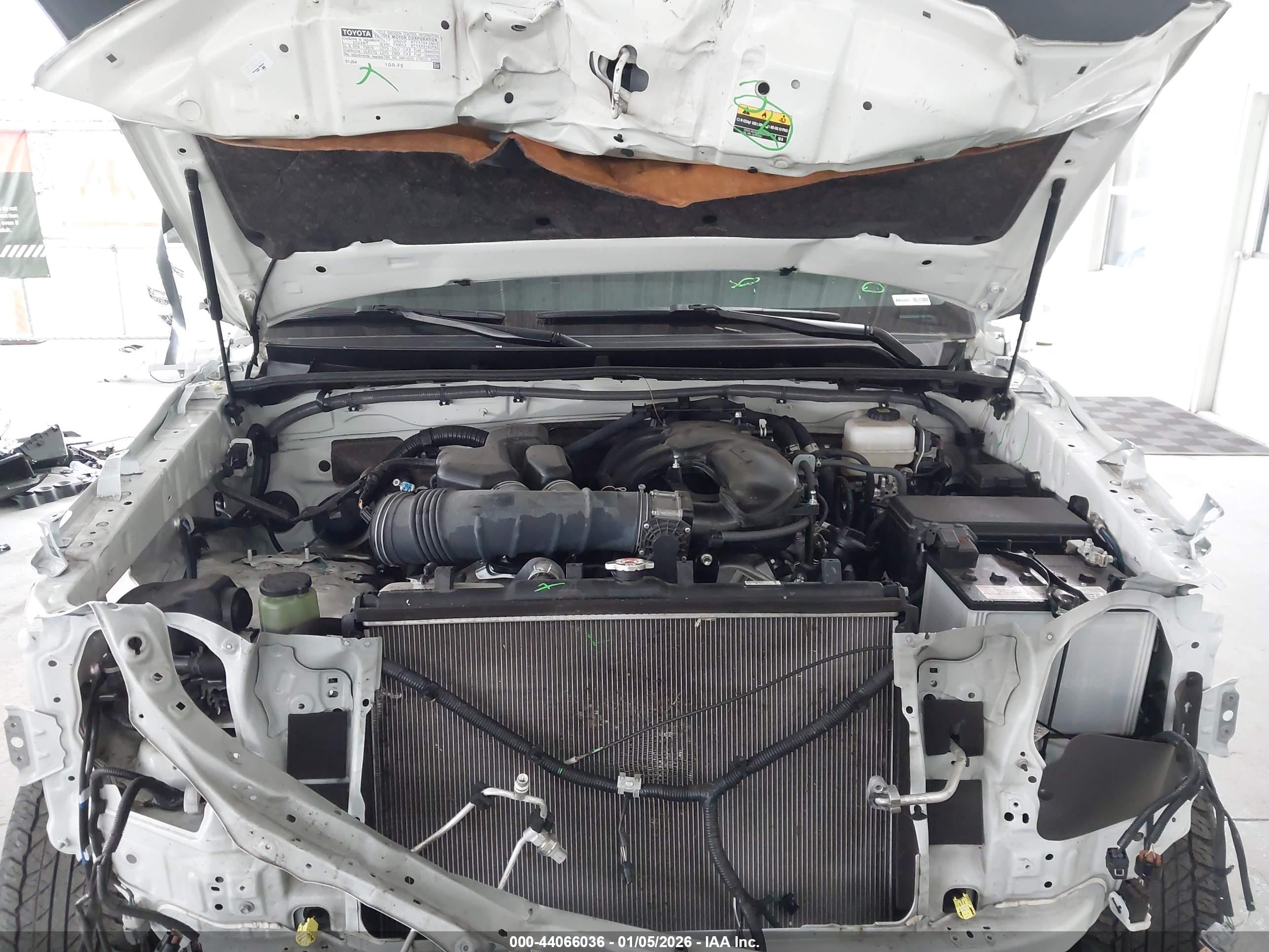 TOYOTA 4RUNNER image 10