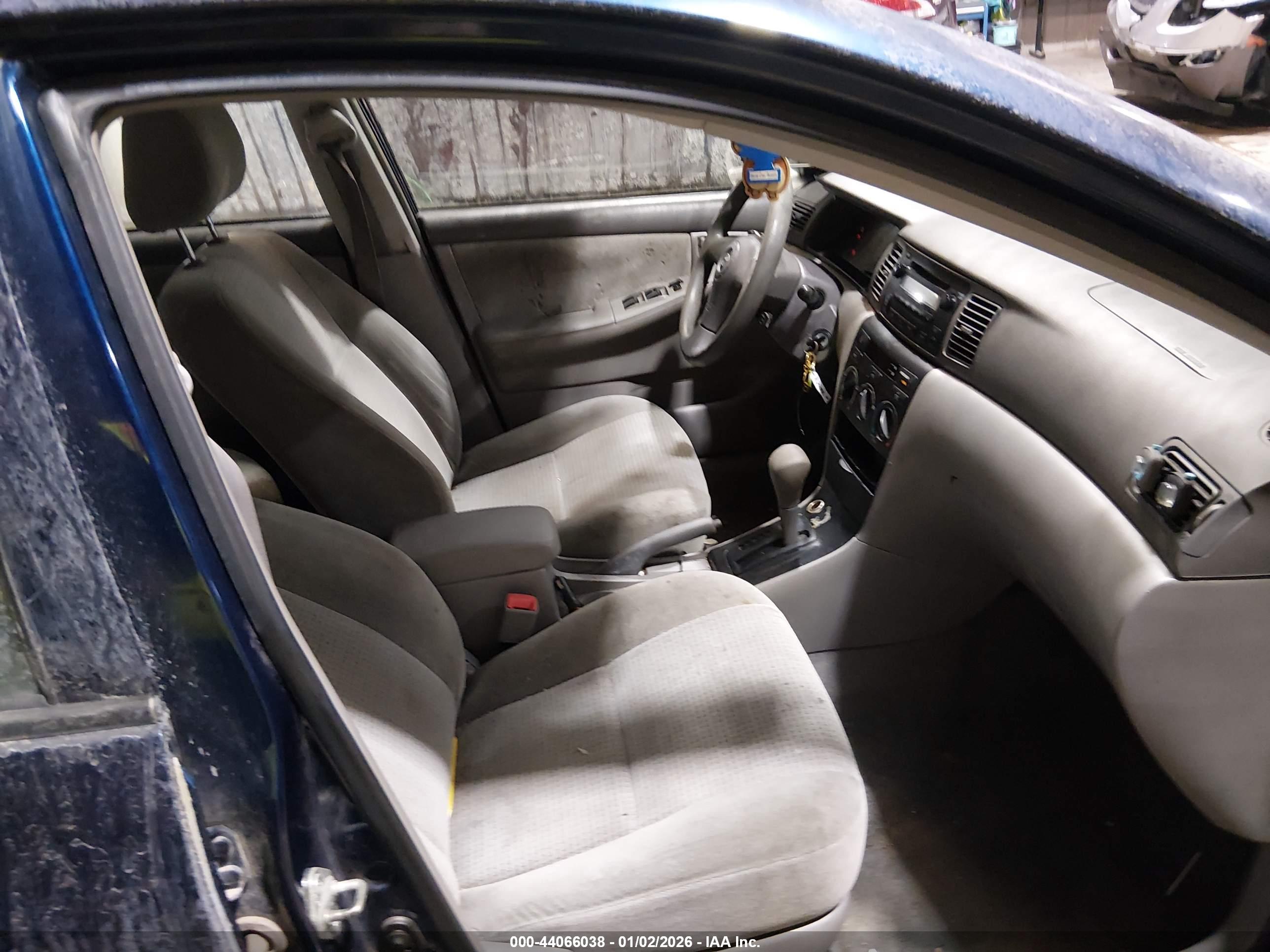TOYOTA COROLLA image 5