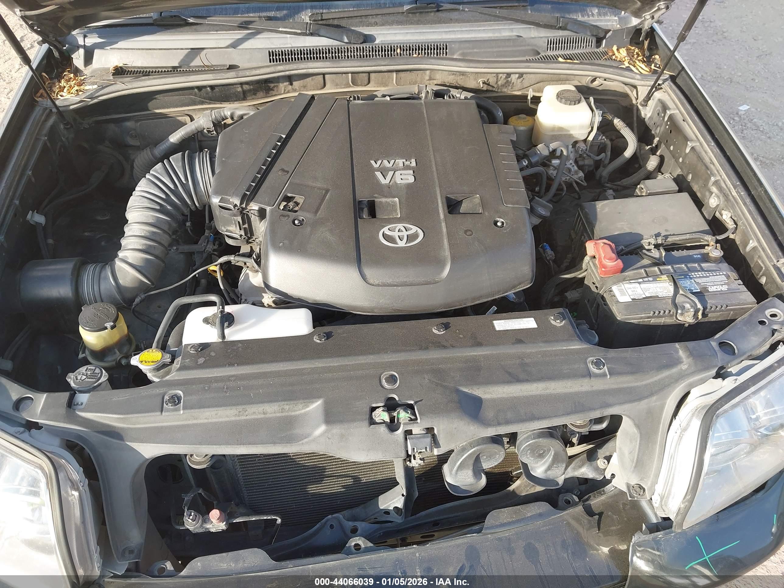 TOYOTA 4RUNNER image 10