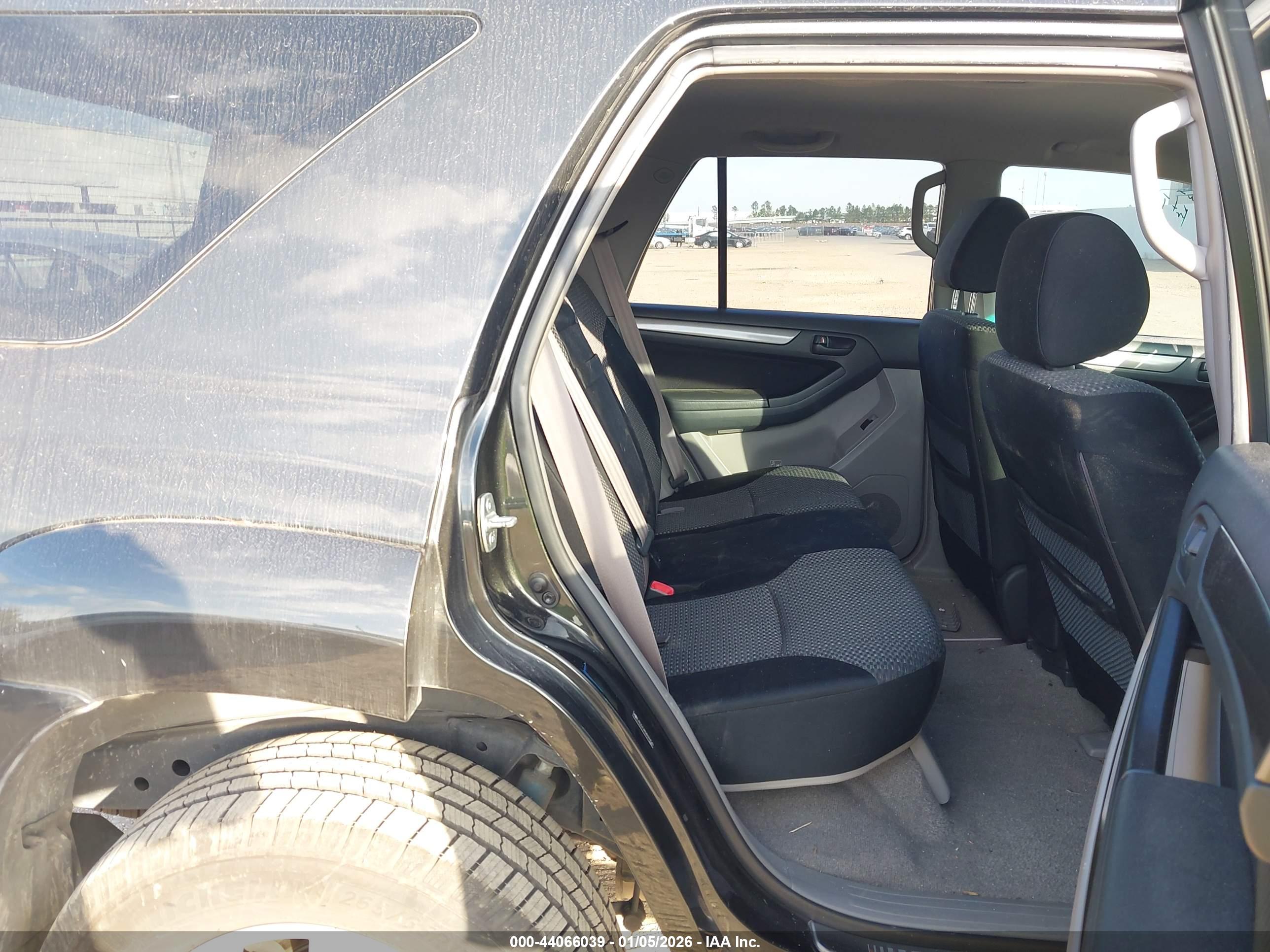 TOYOTA 4RUNNER image 8