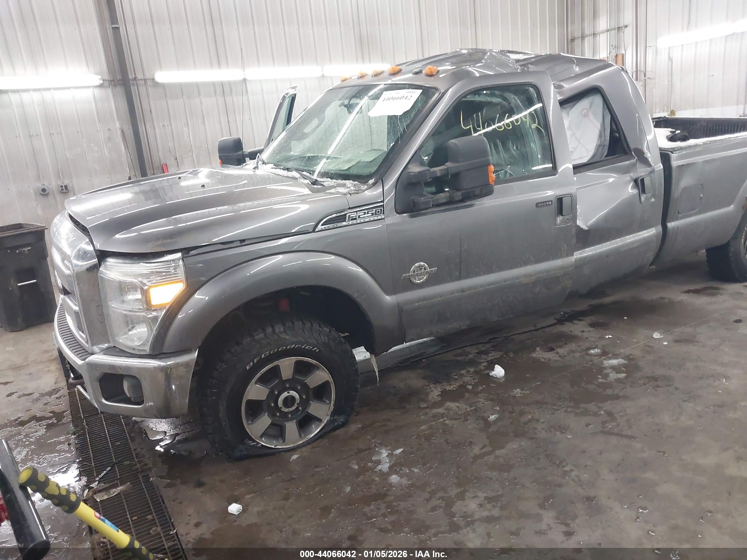 FORD F-250 image 2