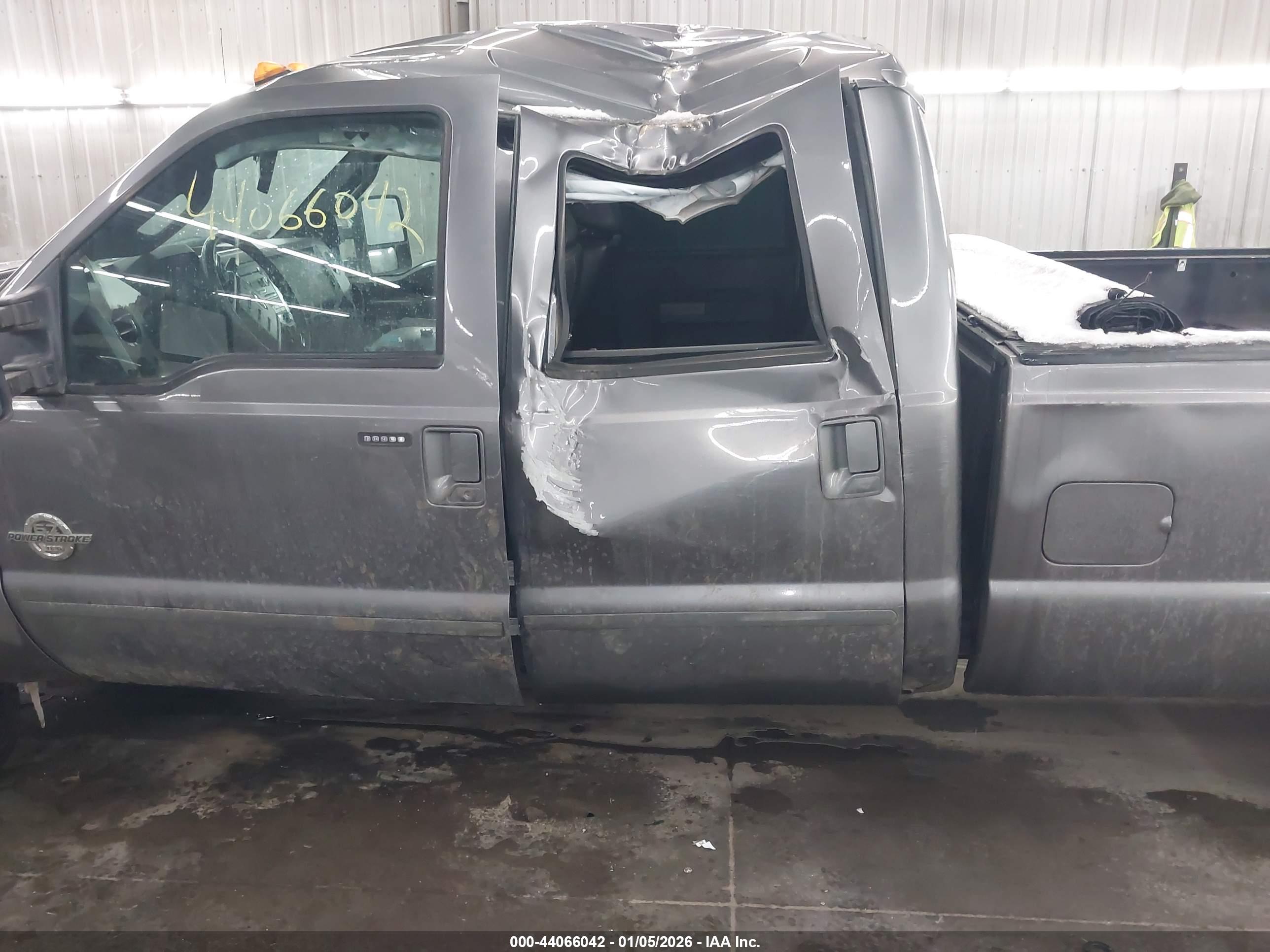 FORD F-250 image 6