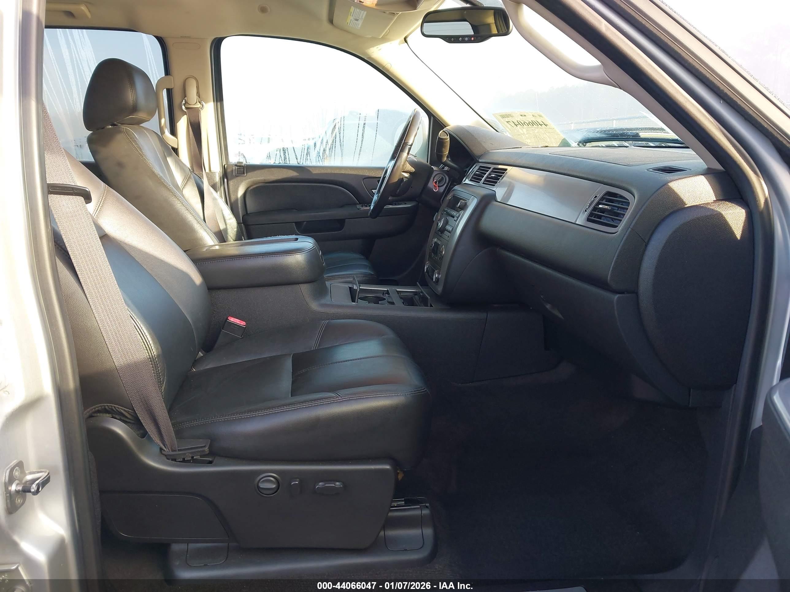 GMC SIERRA image 5