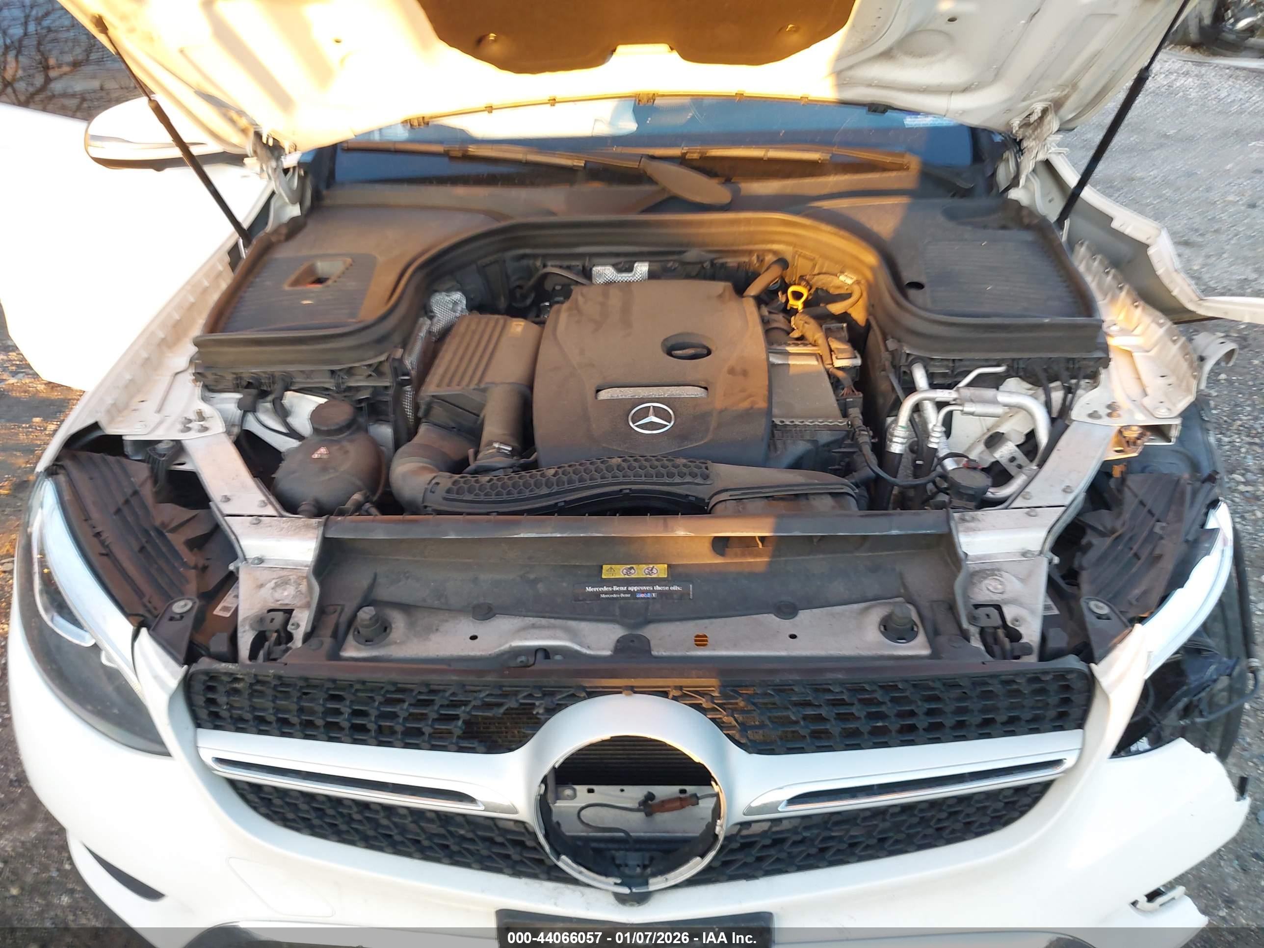MERCEDES-BENZ GLC image 10