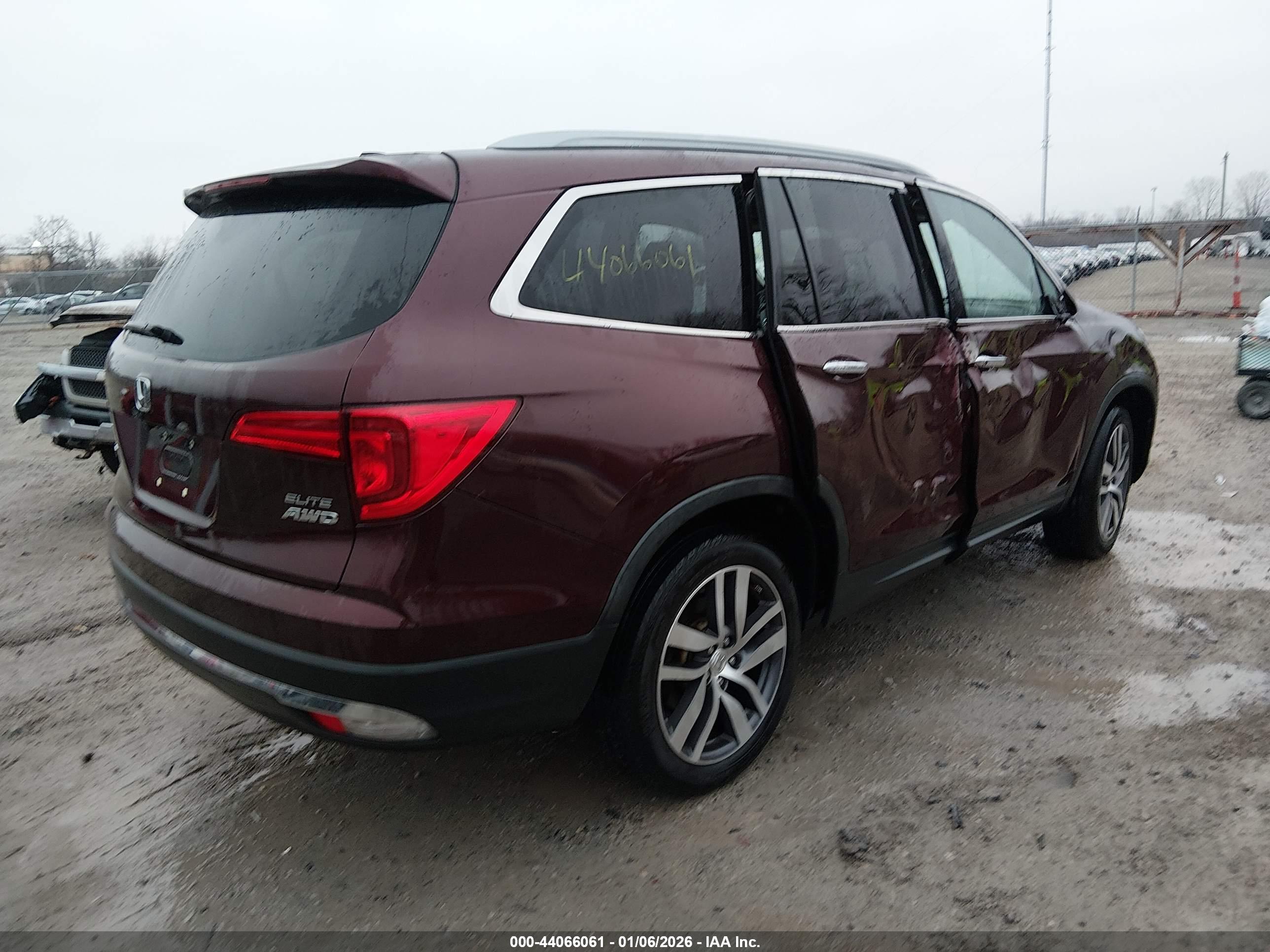 HONDA PILOT image 4