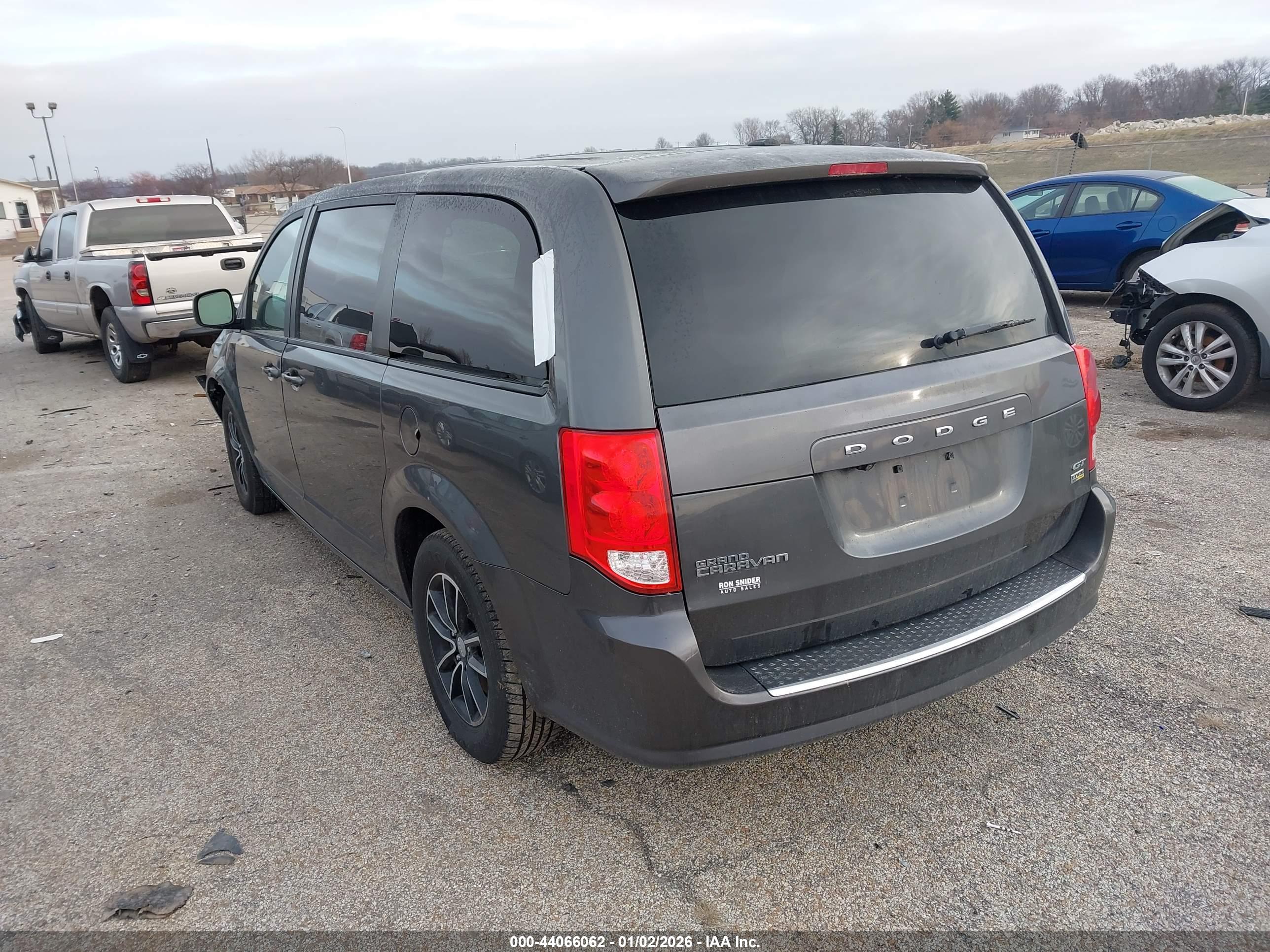 DODGE GRAND image 3