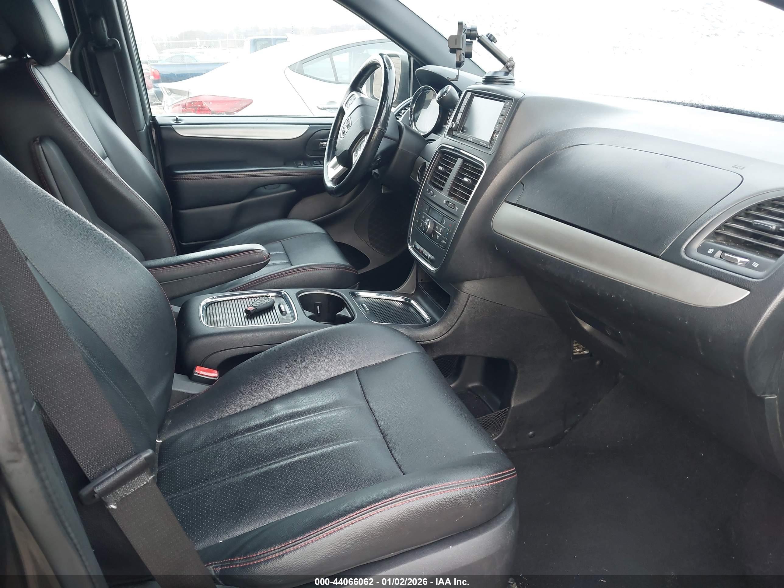 DODGE GRAND image 5