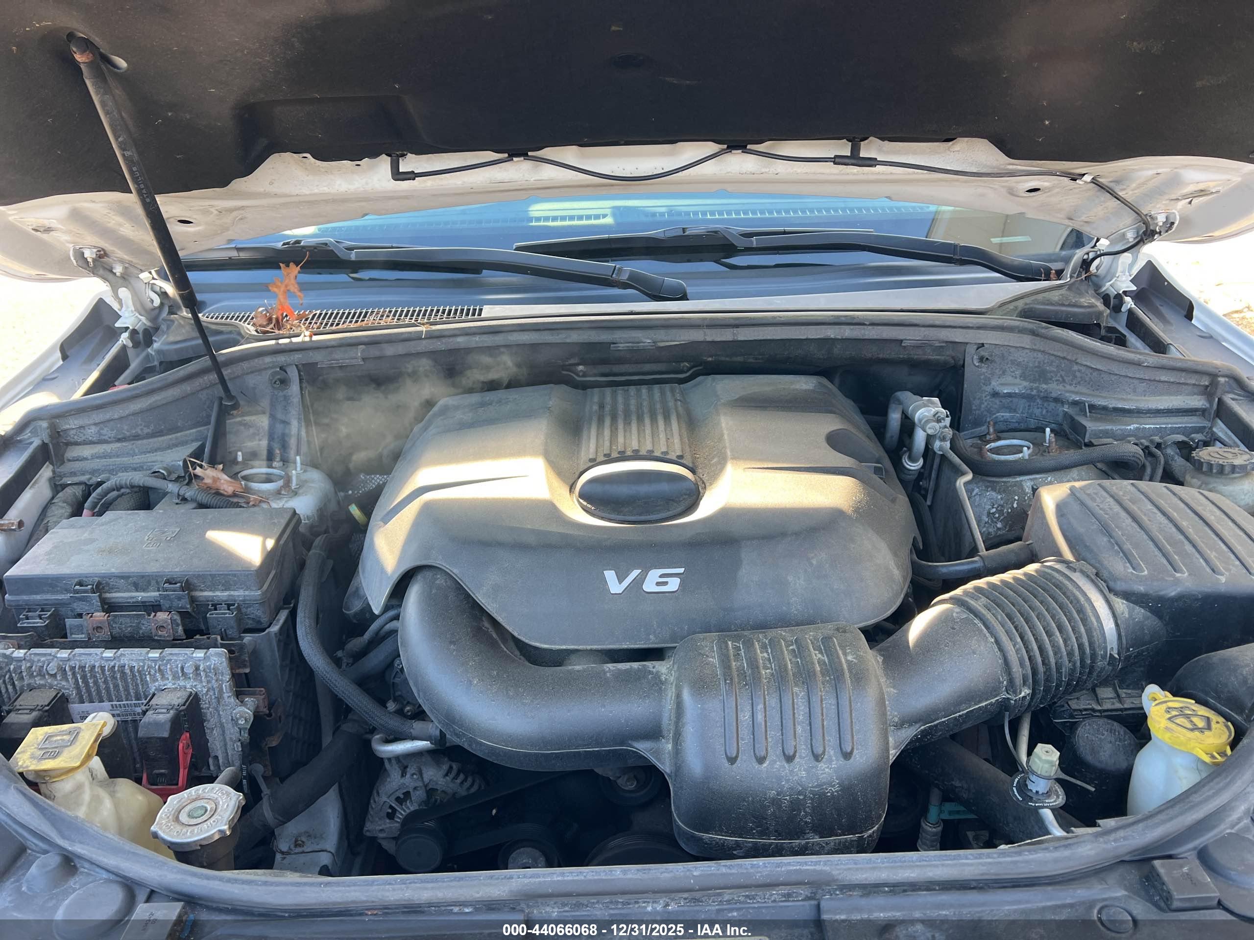 JEEP GRAND image 10
