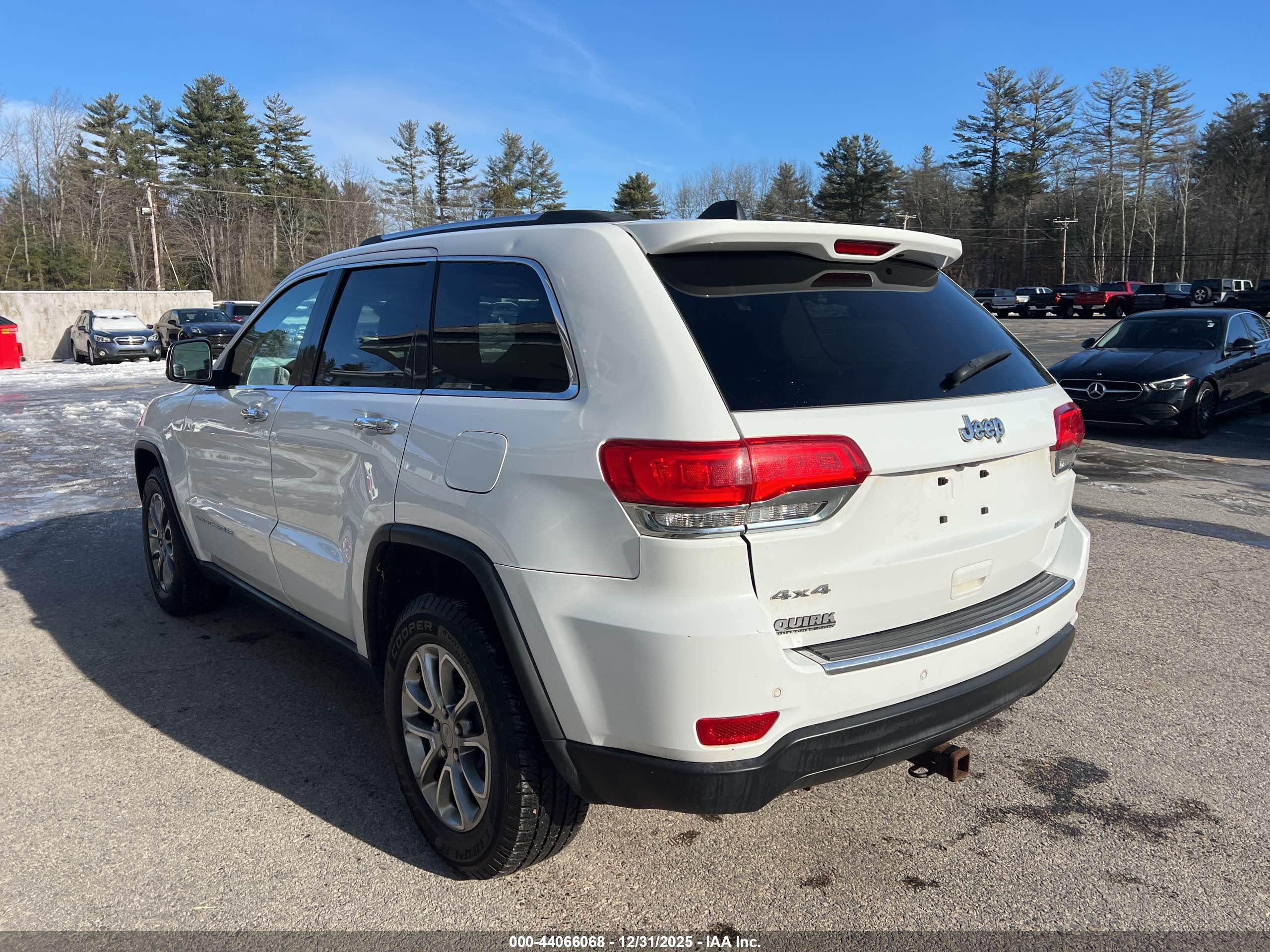 JEEP GRAND image 3