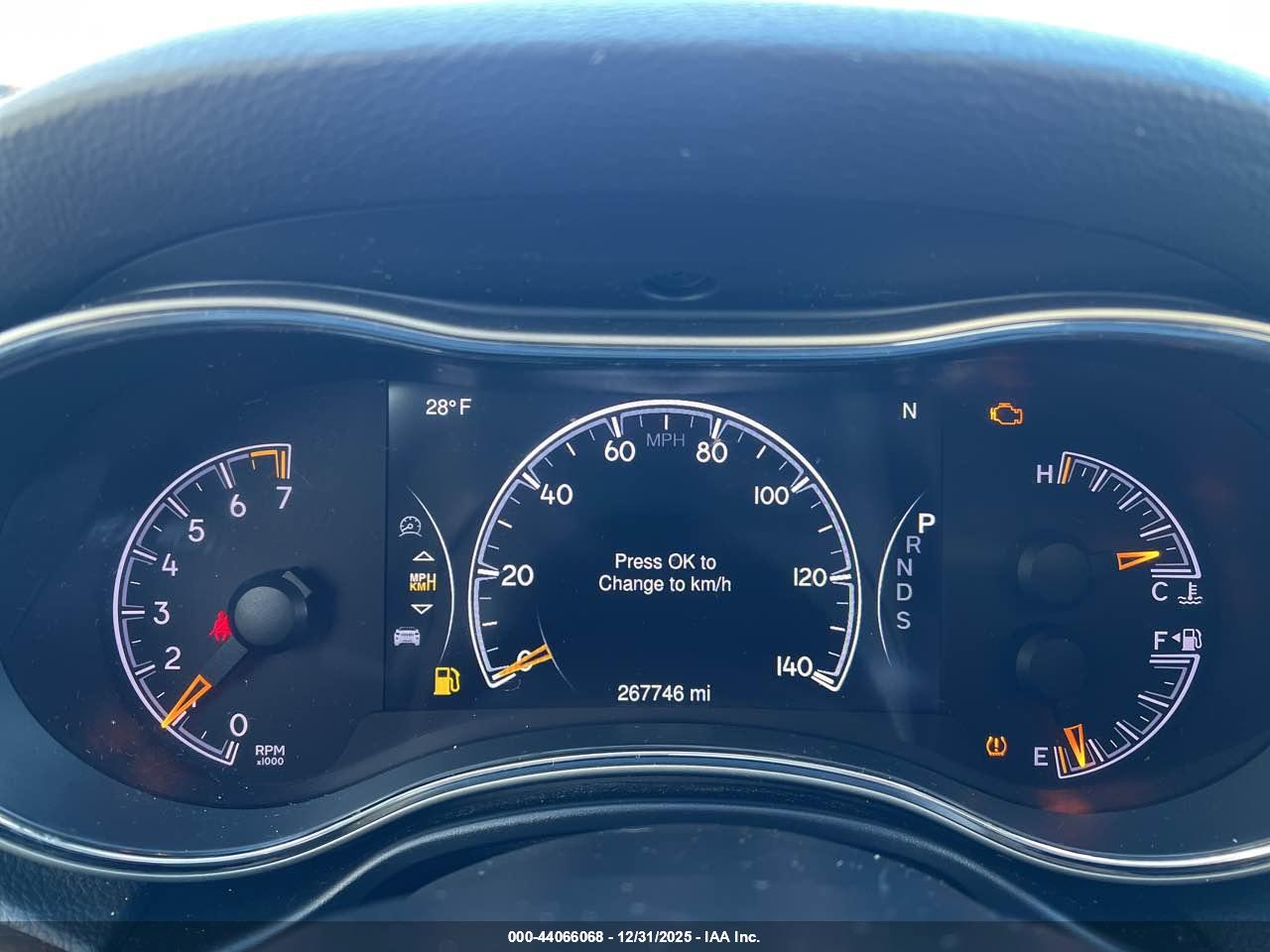 JEEP GRAND image 7