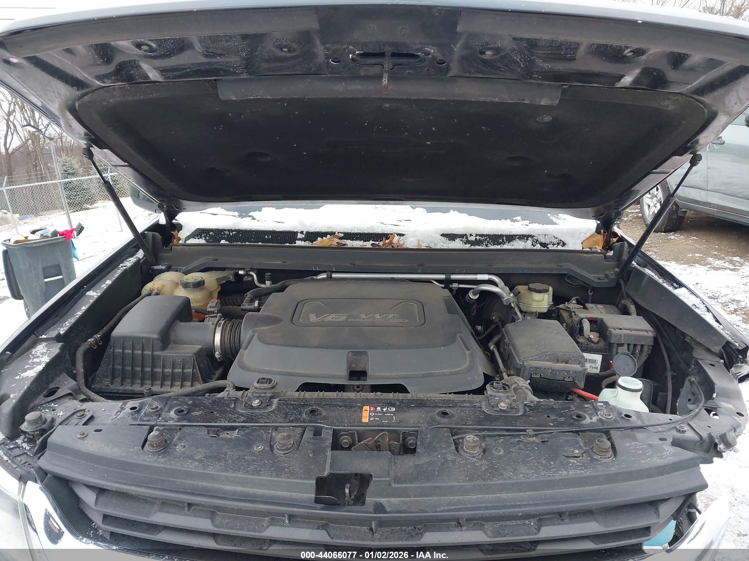 CHEVROLET COLORADO image 10