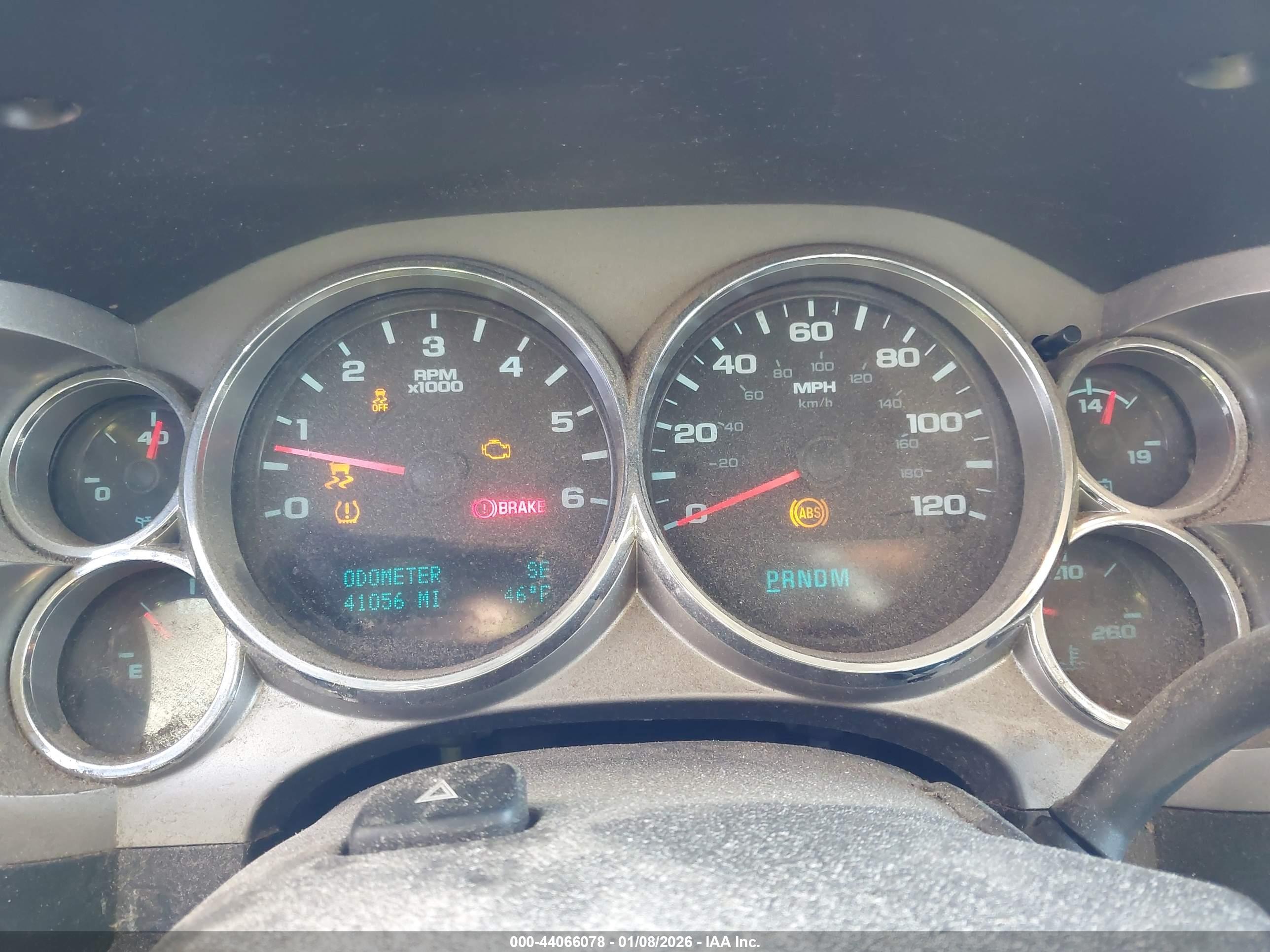 CHEVROLET SILVERADO image 7