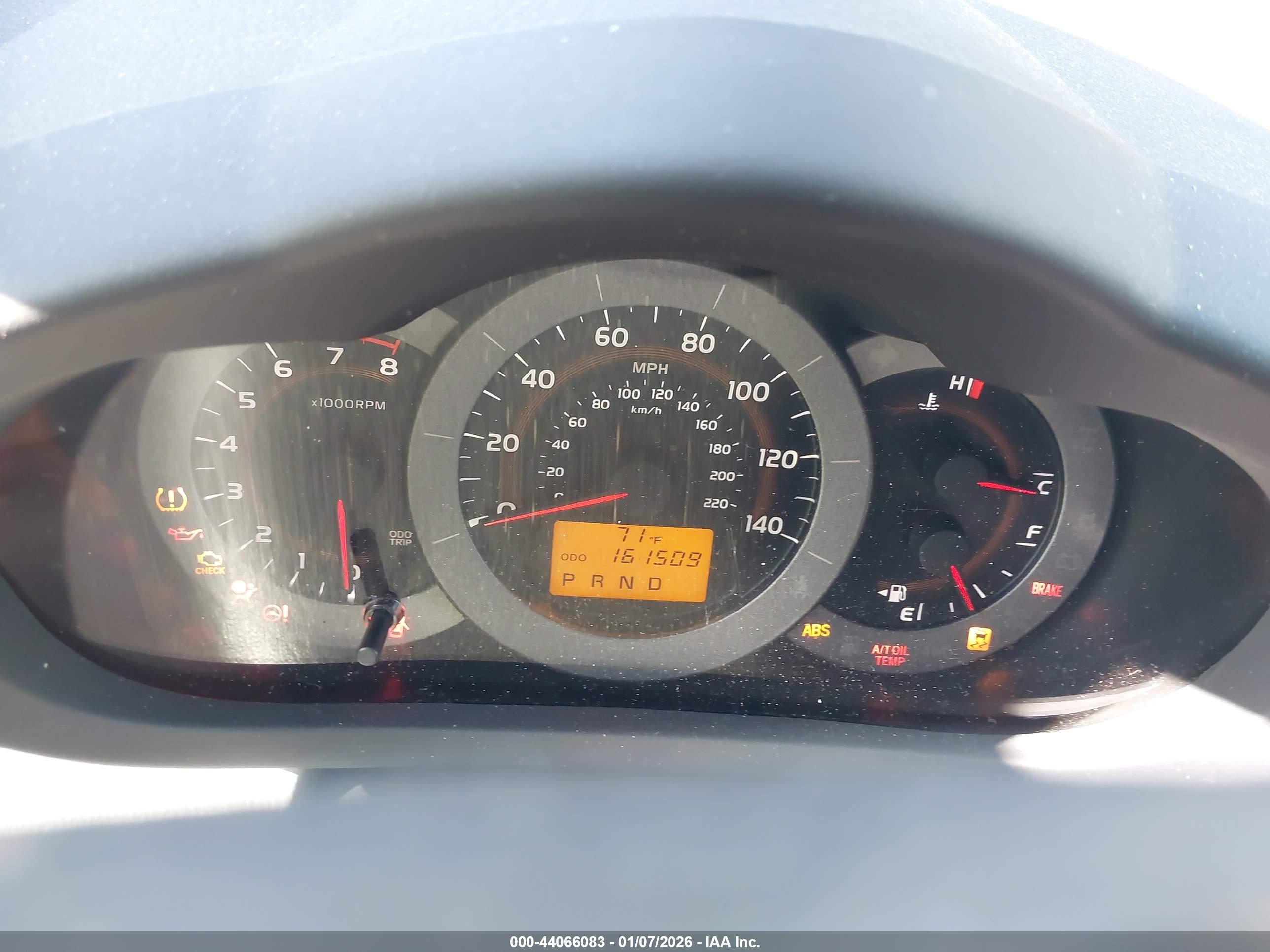 TOYOTA RAV4 image 7